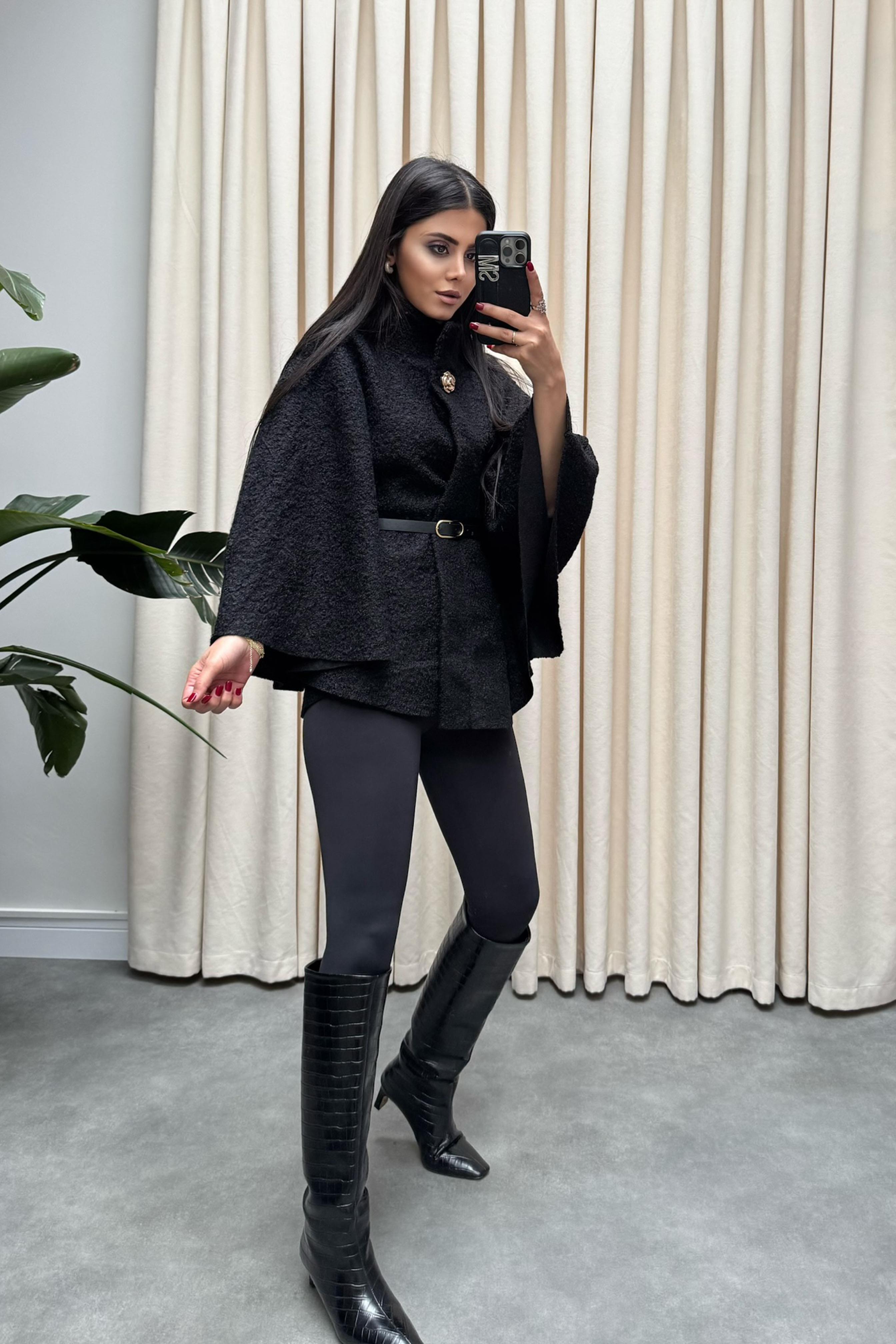 Gold Düğmeli Bürümcük Panço Kaban Siyah