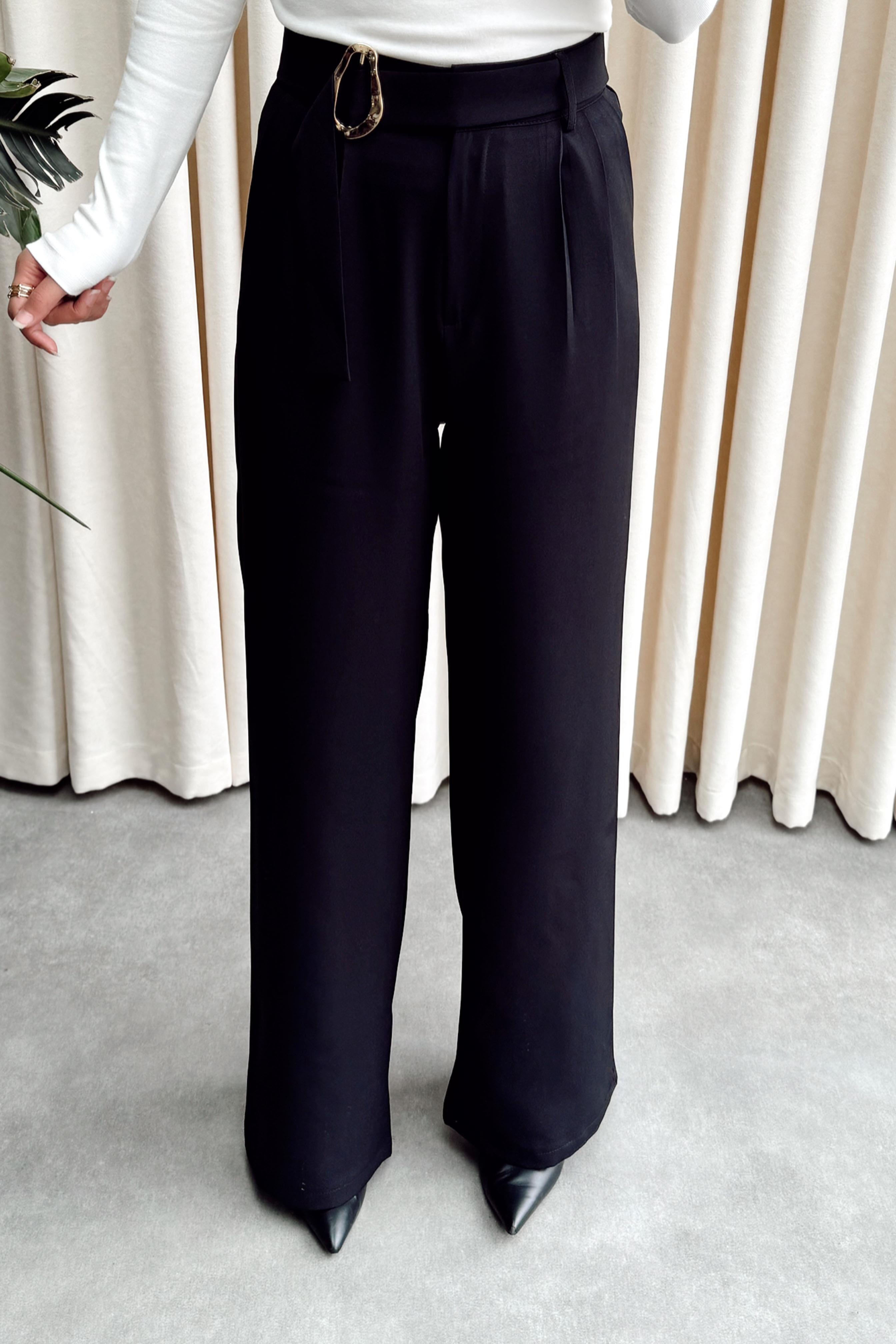 Gold Toka Detaylı Palazzo Pantolon Siyah