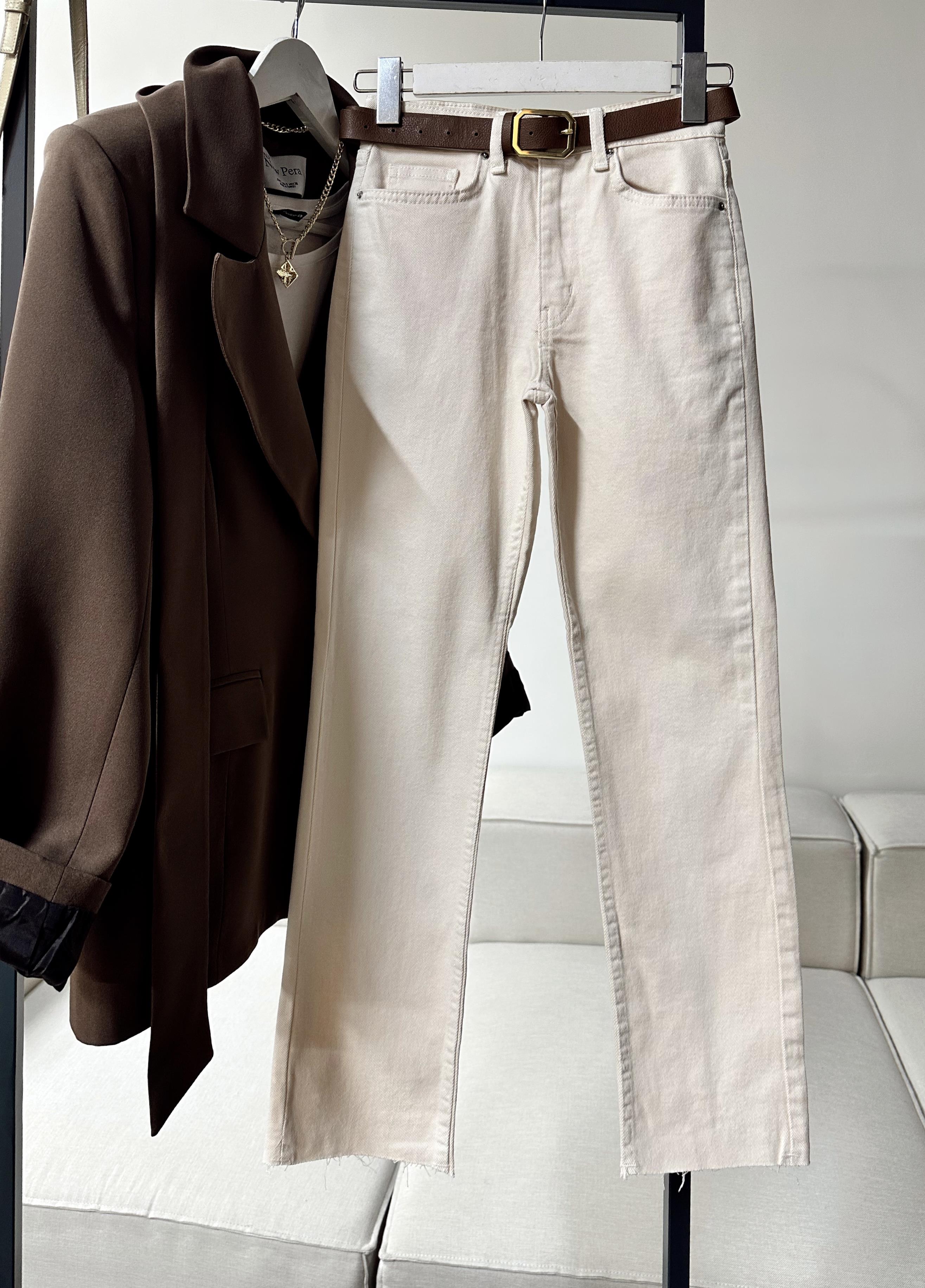 Ivory Yüksek Bel Kesik Paça Jean Pantolon