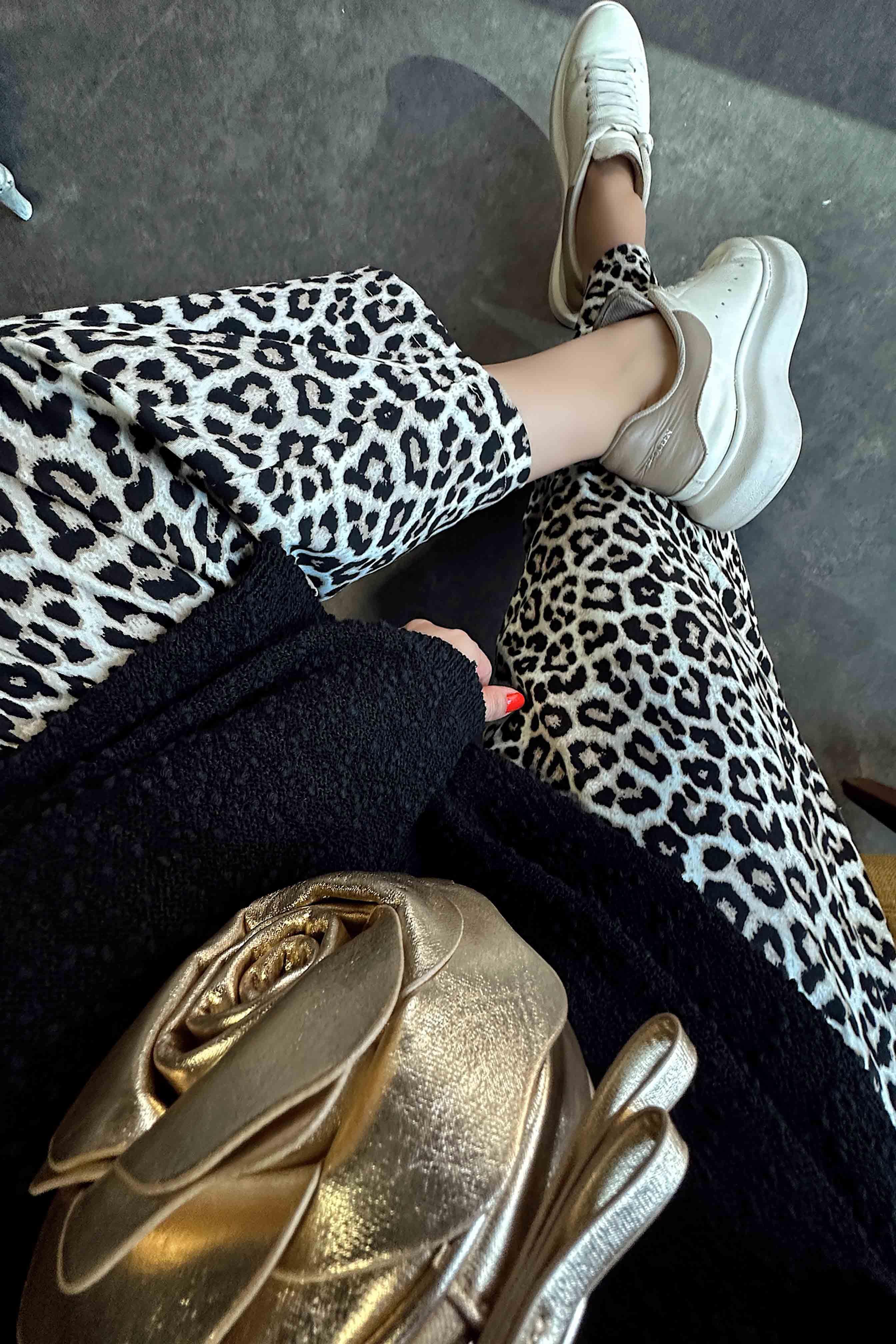 Kemer Detaylı Havuç Model Leopar Pantolon Siyah