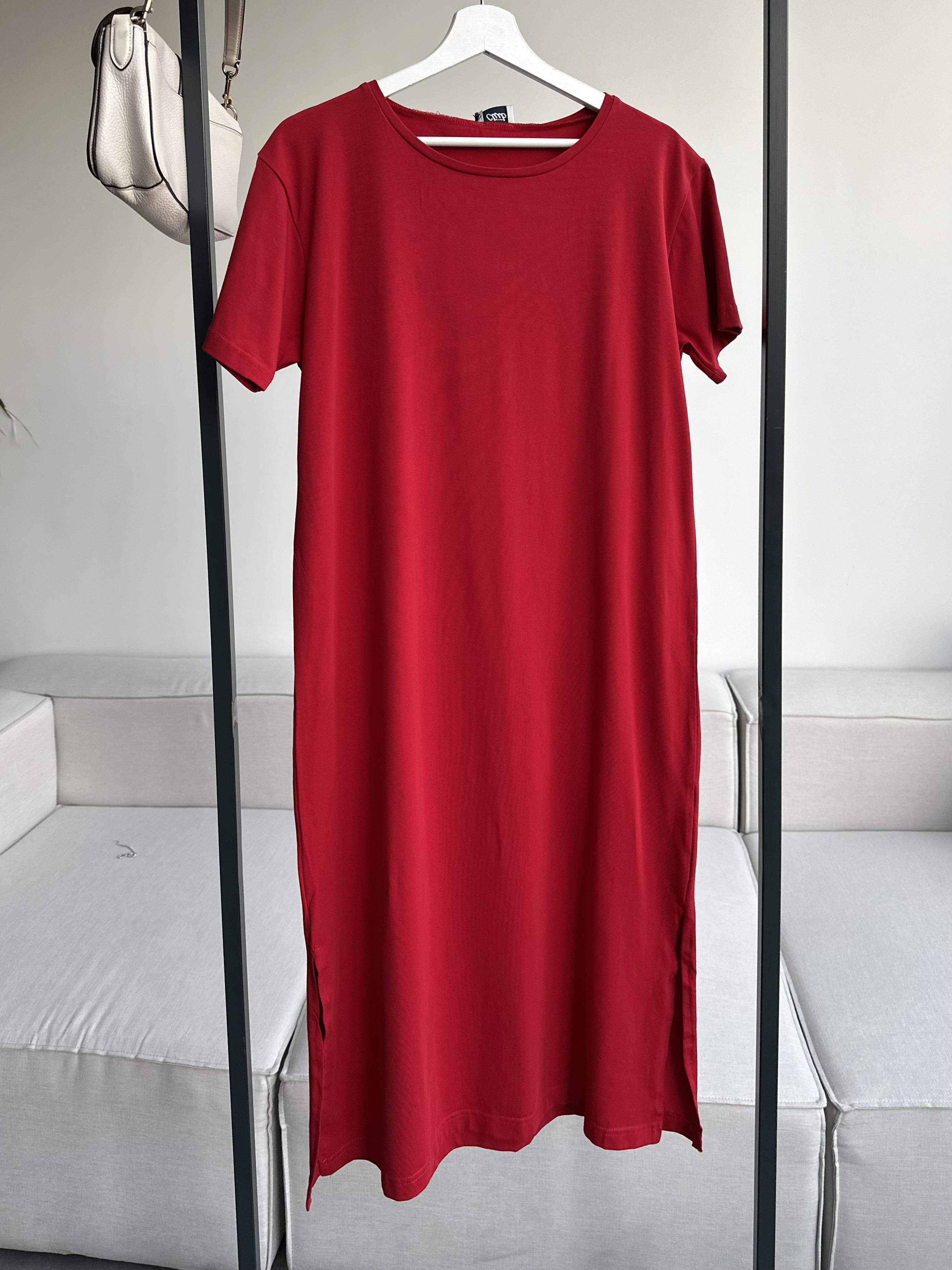 Kırmızı Çift Yırtmaçlı Pamuk Penye Elbise