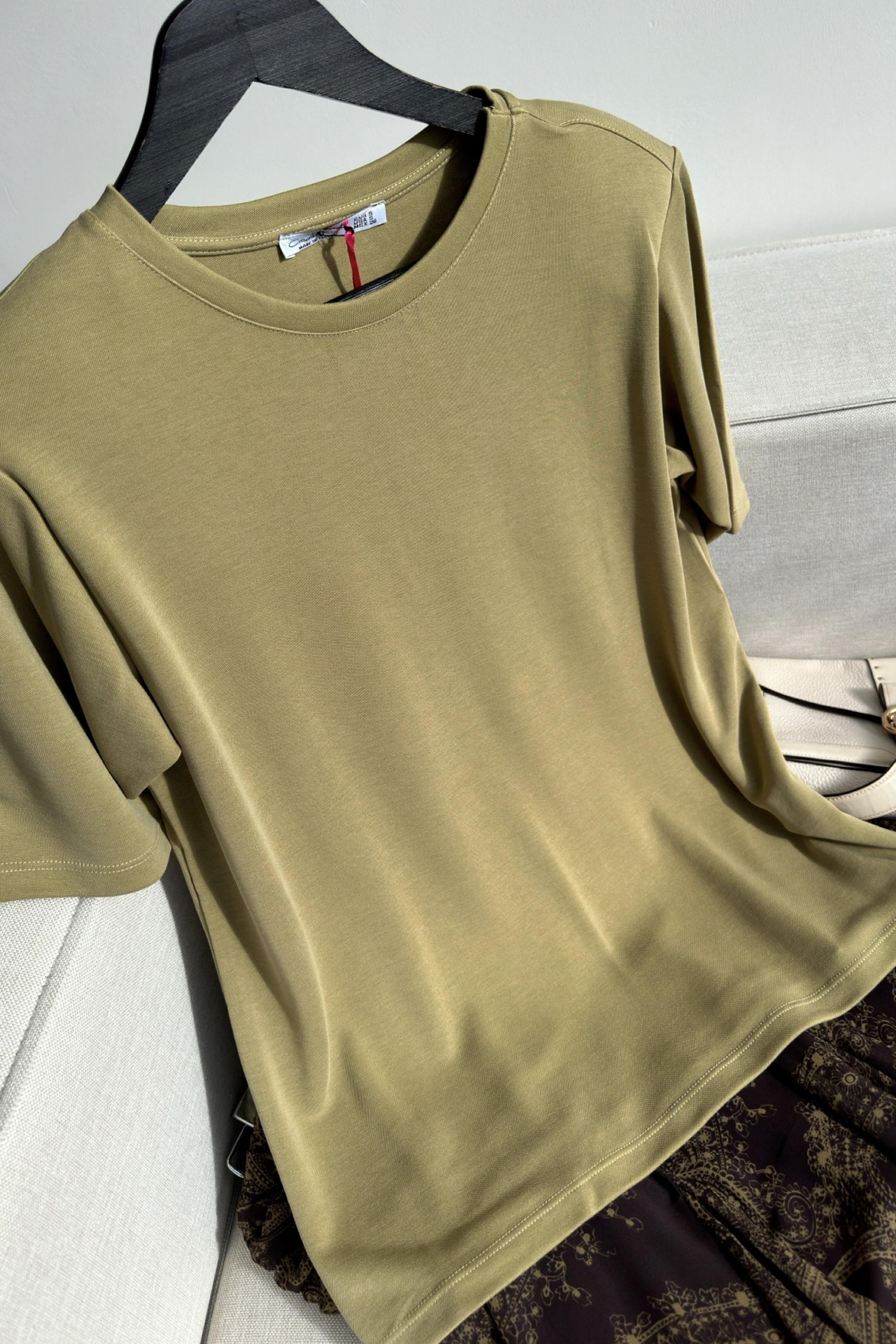 Lüks Kalite Vatkalı Basic Bluz Olive