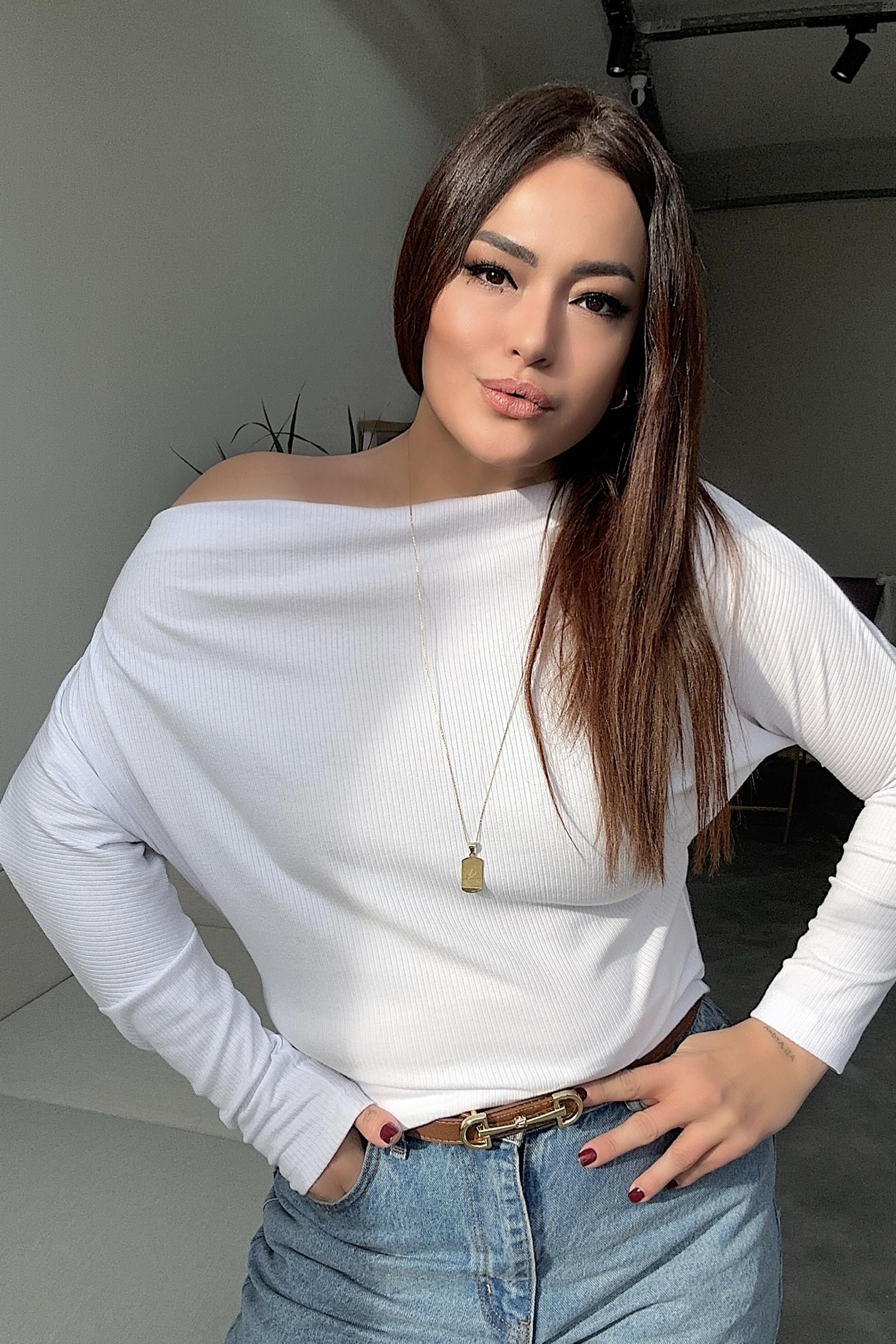 Madonna Yaka Fitilli Basic Bluz Beyaz