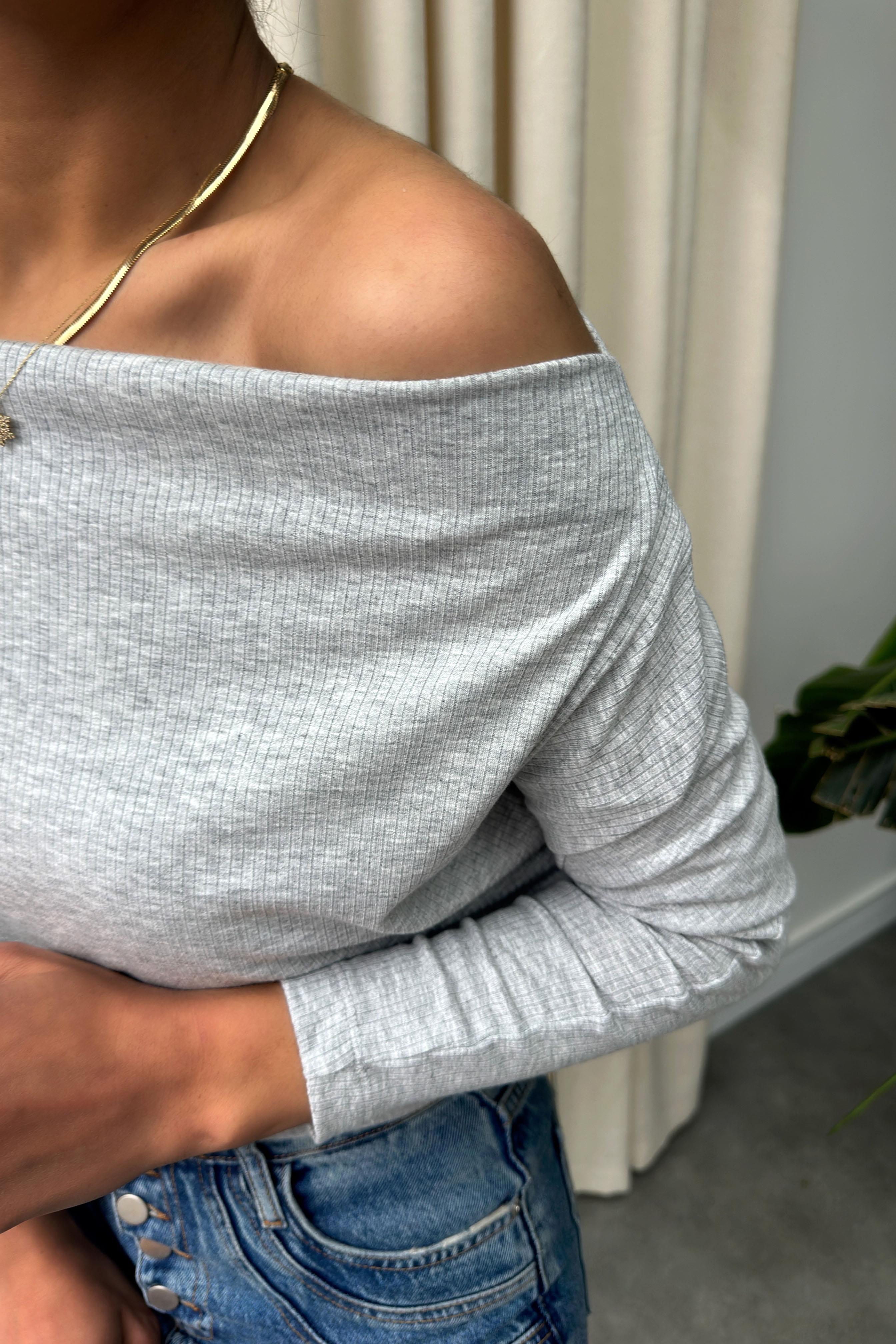 Madonna Yaka Fitilli Basic Bluz Gri