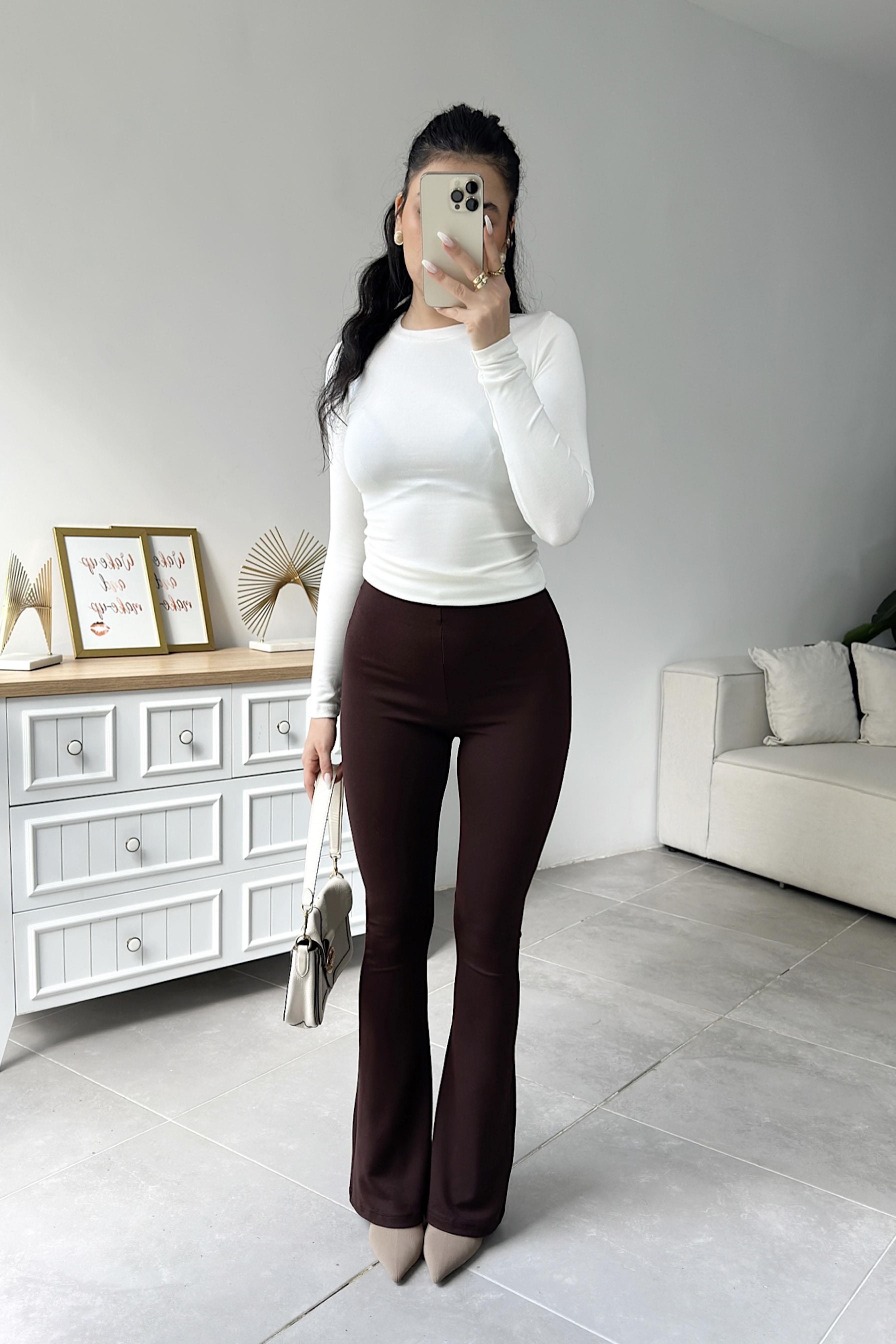 Marka Model Bisiklet Yaka Basıc Body Ekru