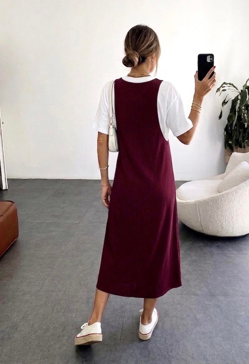 Marka Model Tshirt Detaylı Elbise Bordo