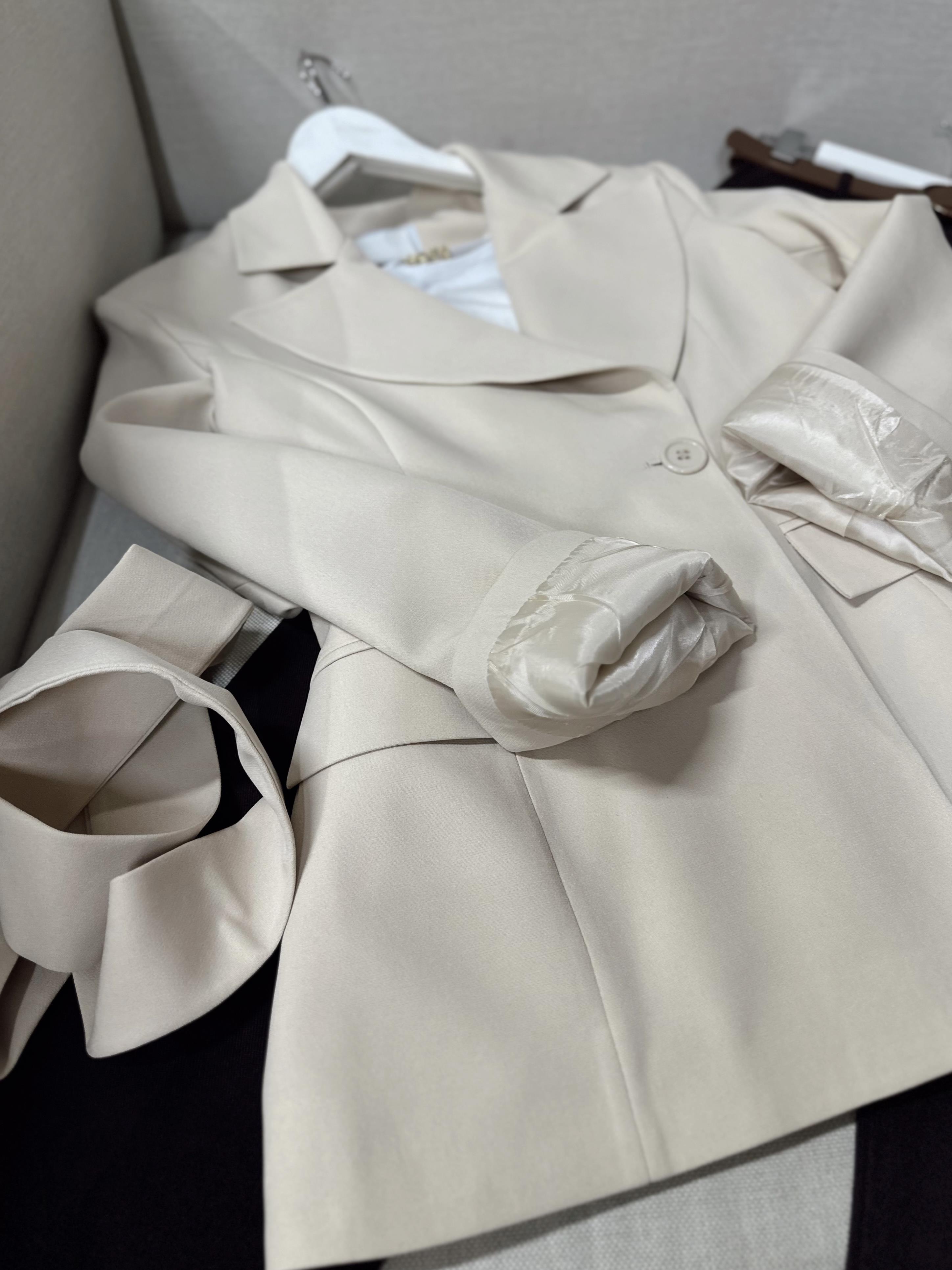 Premium Kalite Saten Astarlı Pera Blazer Ceket