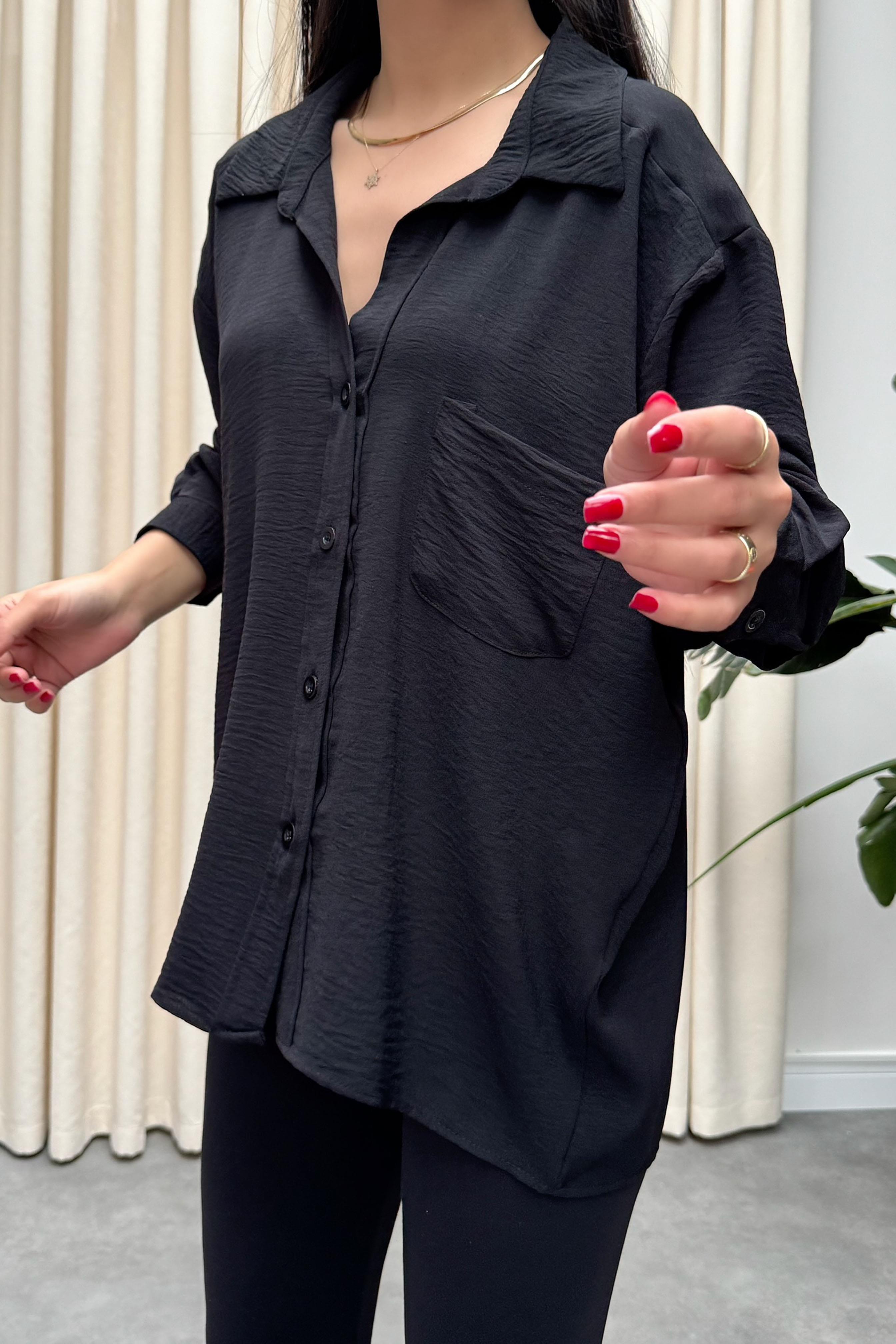Premium Kalite Yumuşak Dokulu Cep Detaylı Oversize Gömlek Siyah