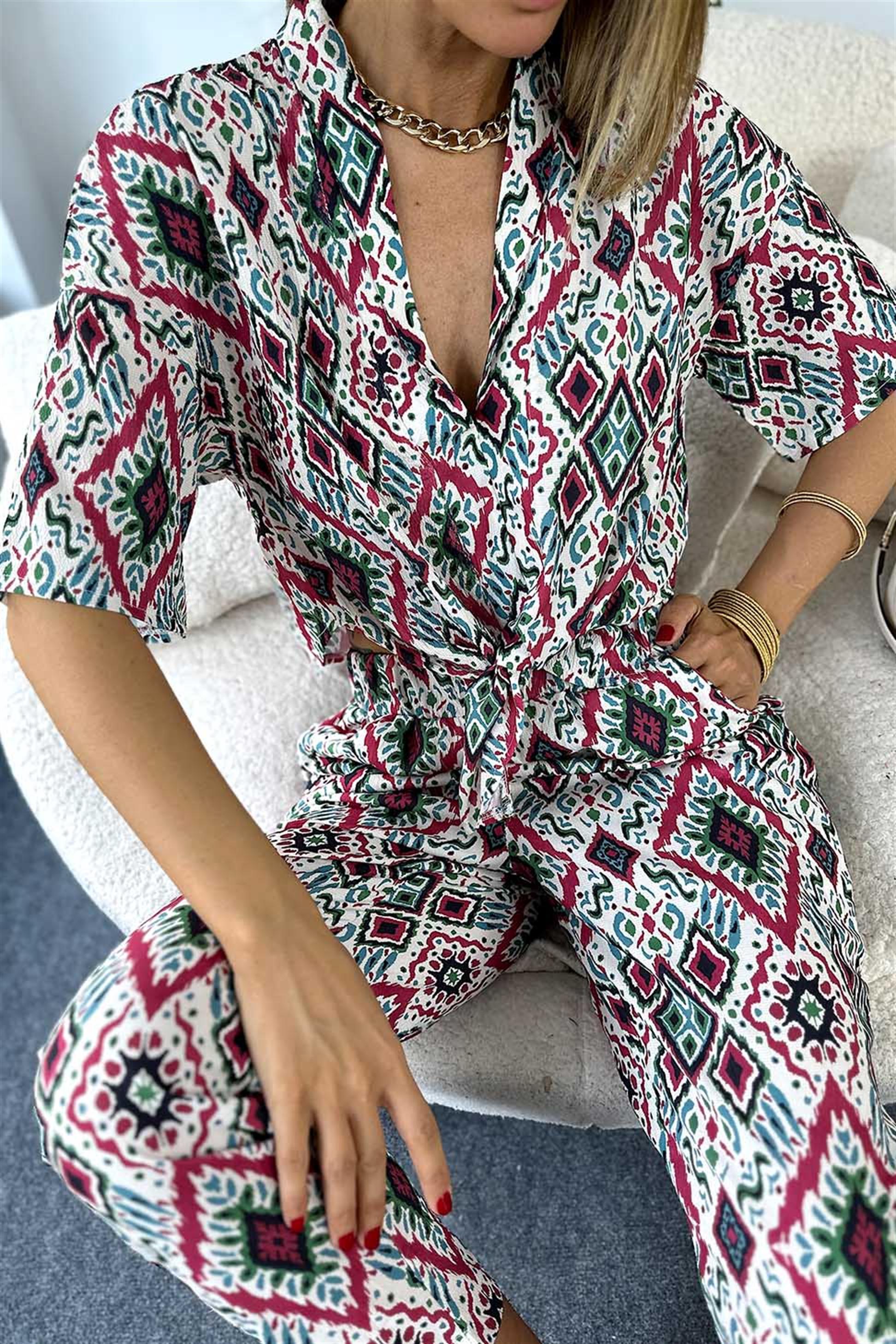 Şal Yaka Beli Bağlamalı Renkli Kimono Takım Yeşil
