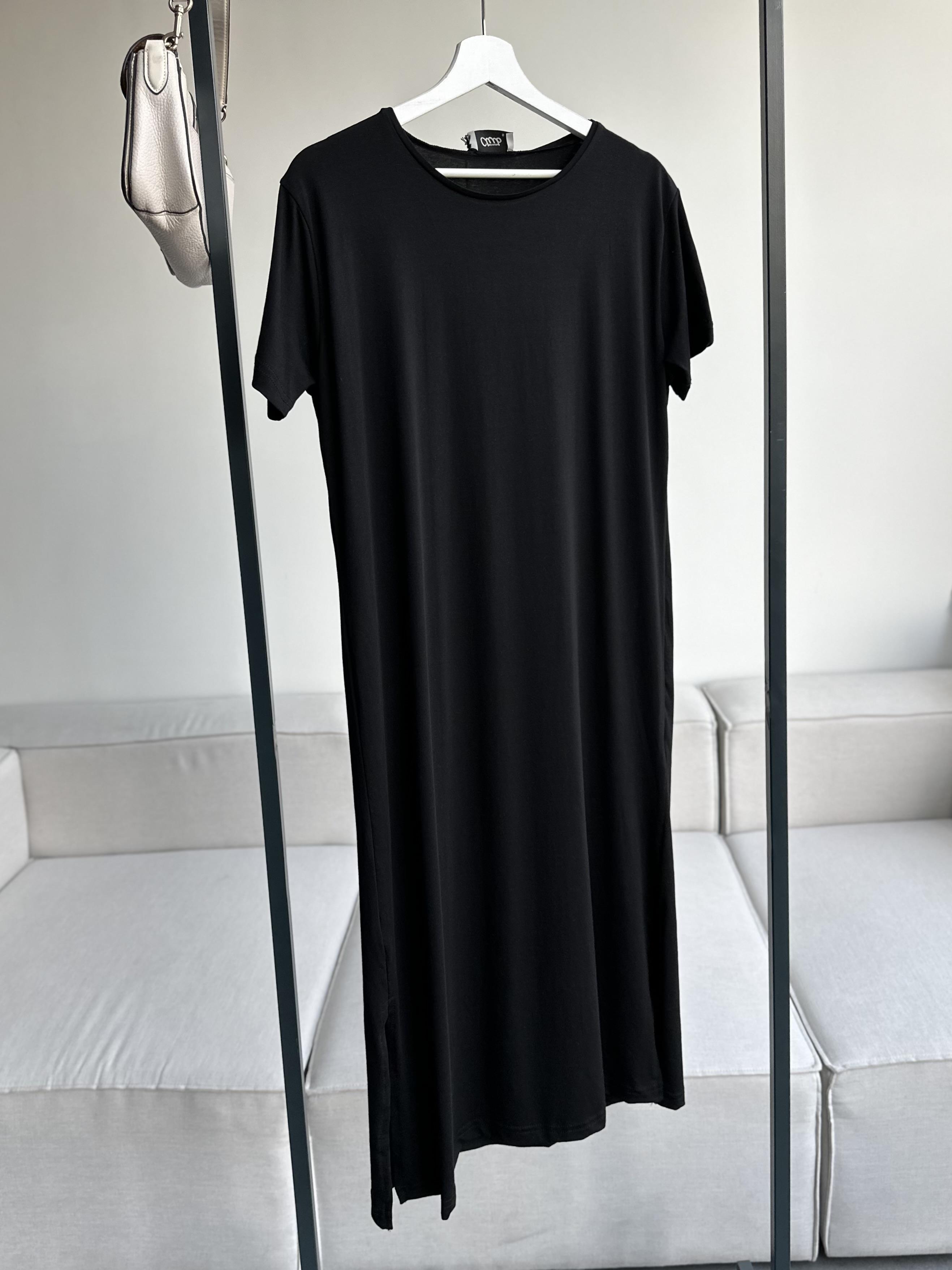 Siyah Çift Yırtmaçlı Pamuk Penye Elbise