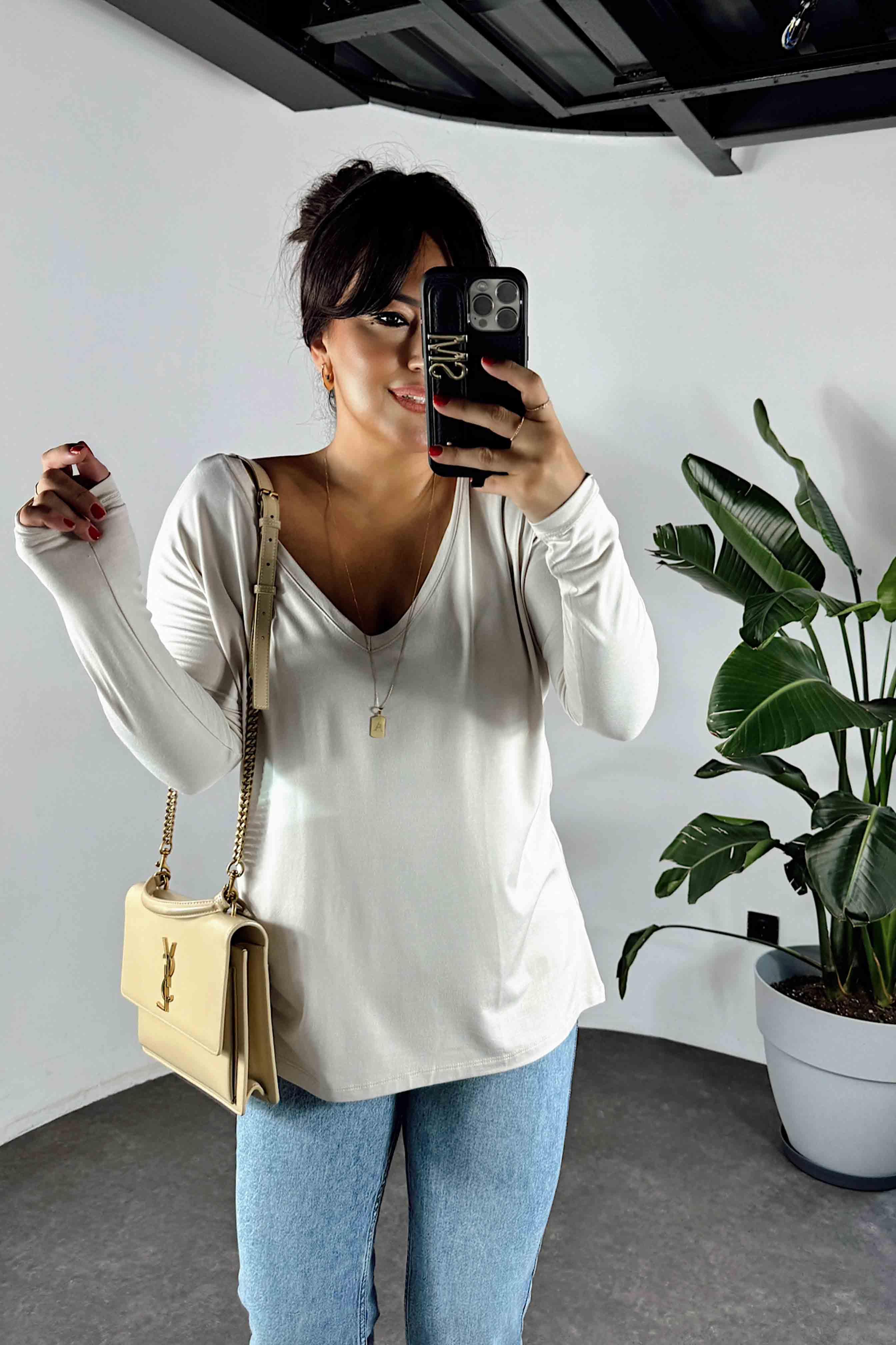 V Yaka Oversize Basic Kadın Bluz Taş