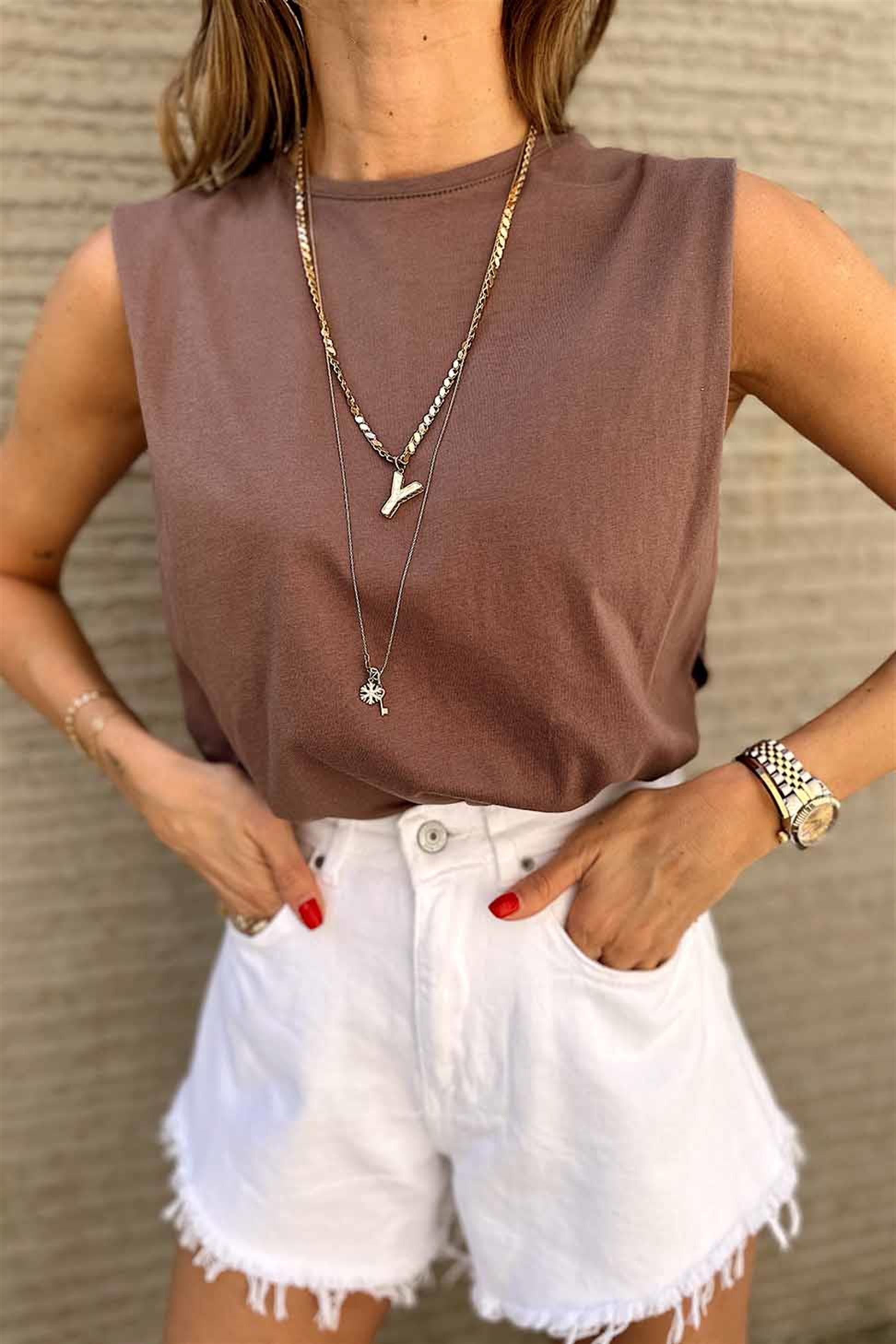 Verev Kesim Püskül Detay Denim Şort Beyaz