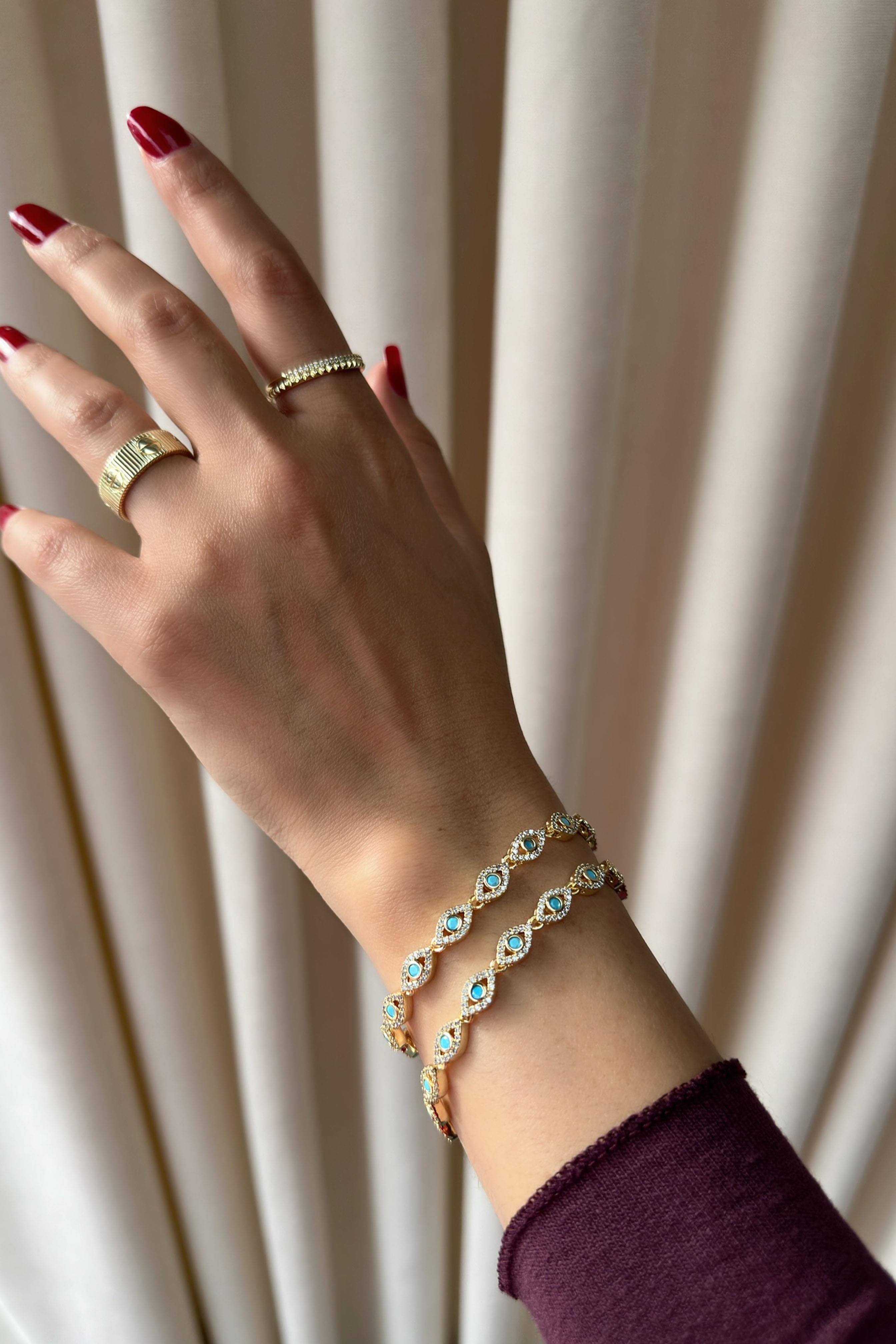 Xuping Oval Model  Mavi Zirkon Taşlı Bileklik Gold