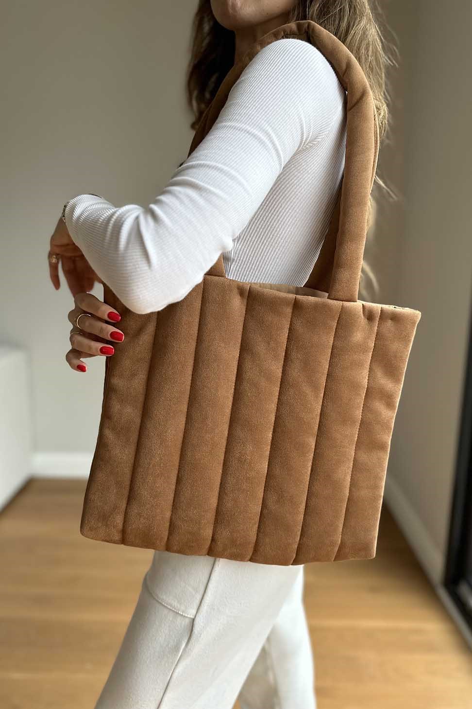 1.Kalite Dikey Dikişli Omuz Çanta Taba