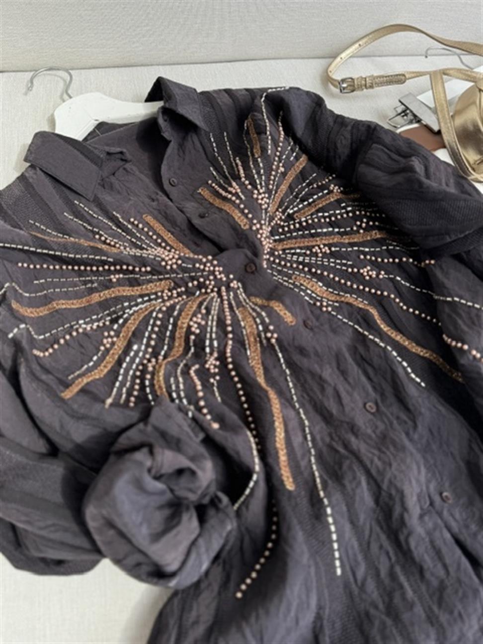 Acı Kahve Boncuk İşleme Çesil Gömlek