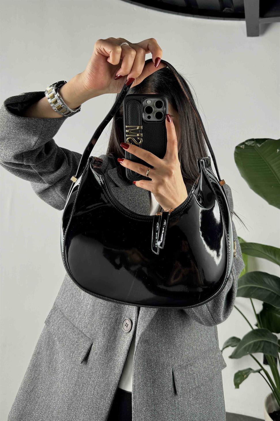 Ayarlanabilir Cherry Rugan Çanta Siyah