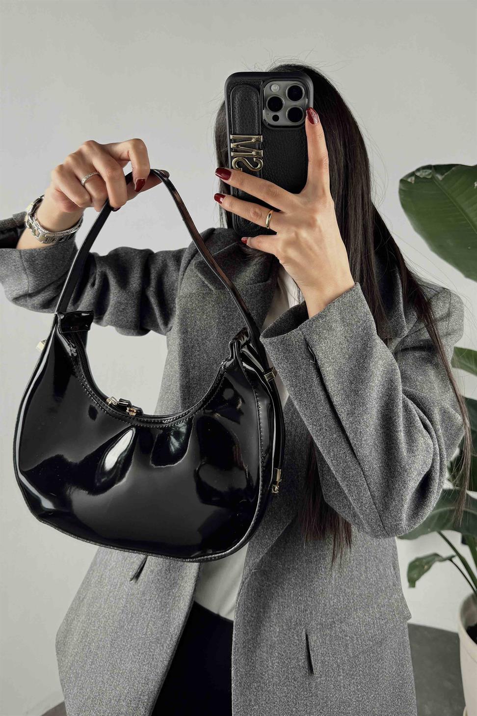 Ayarlanabilir Cherry Rugan Çanta Siyah