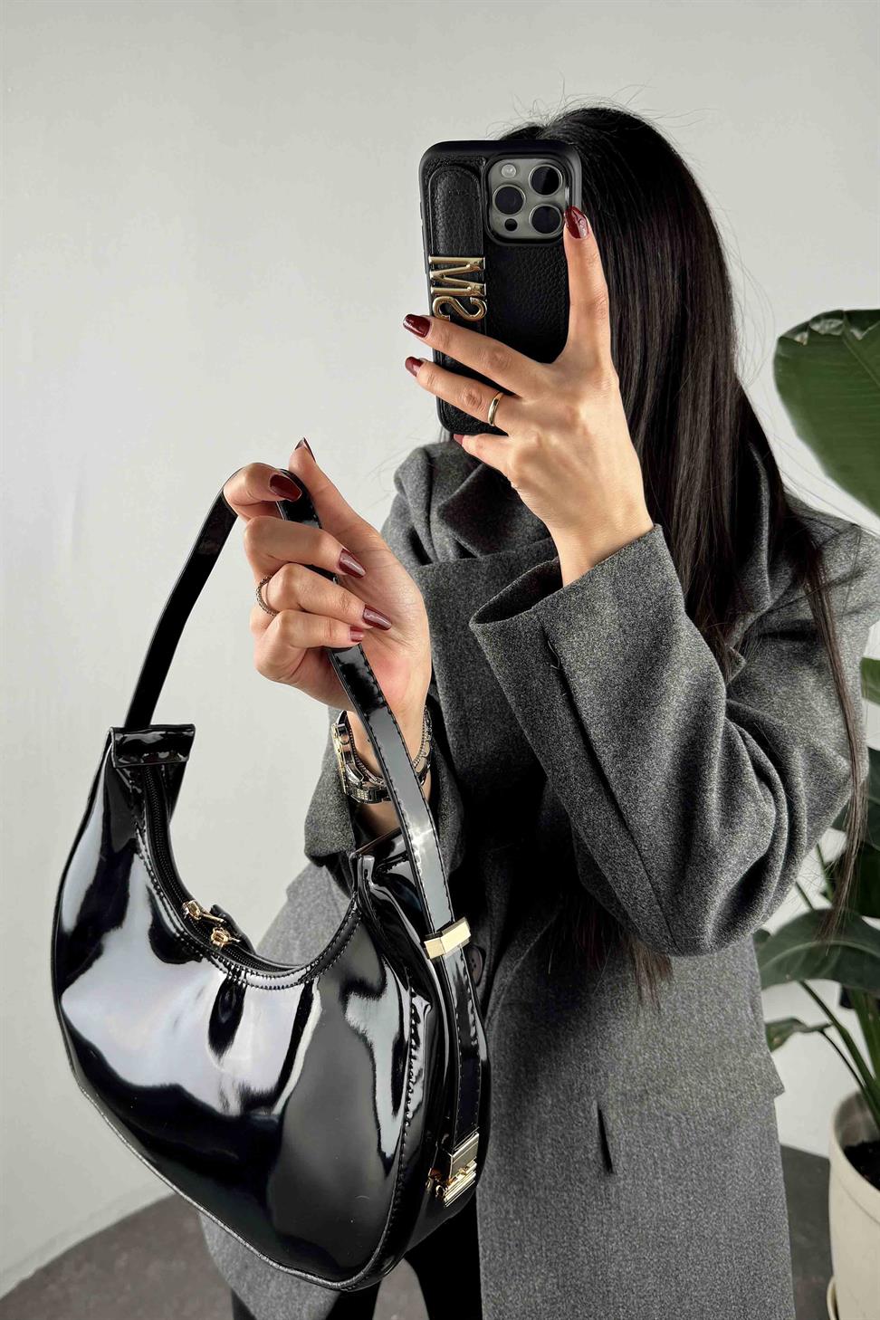 Ayarlanabilir Cherry Rugan Çanta Siyah