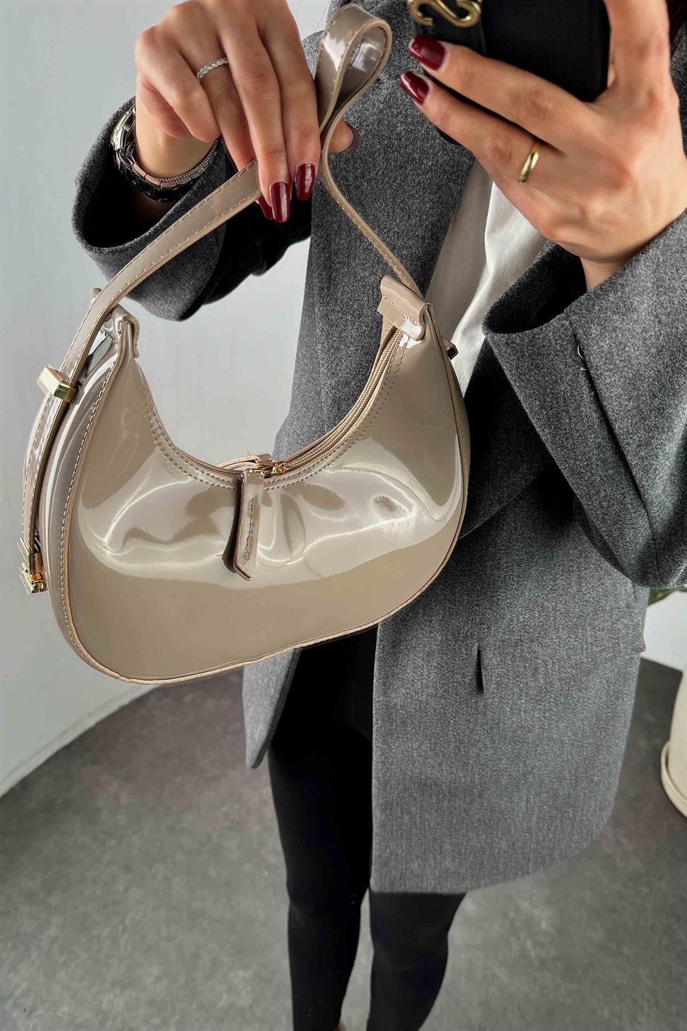 Ayarlanabilir Cherry Rugan Çanta Taş