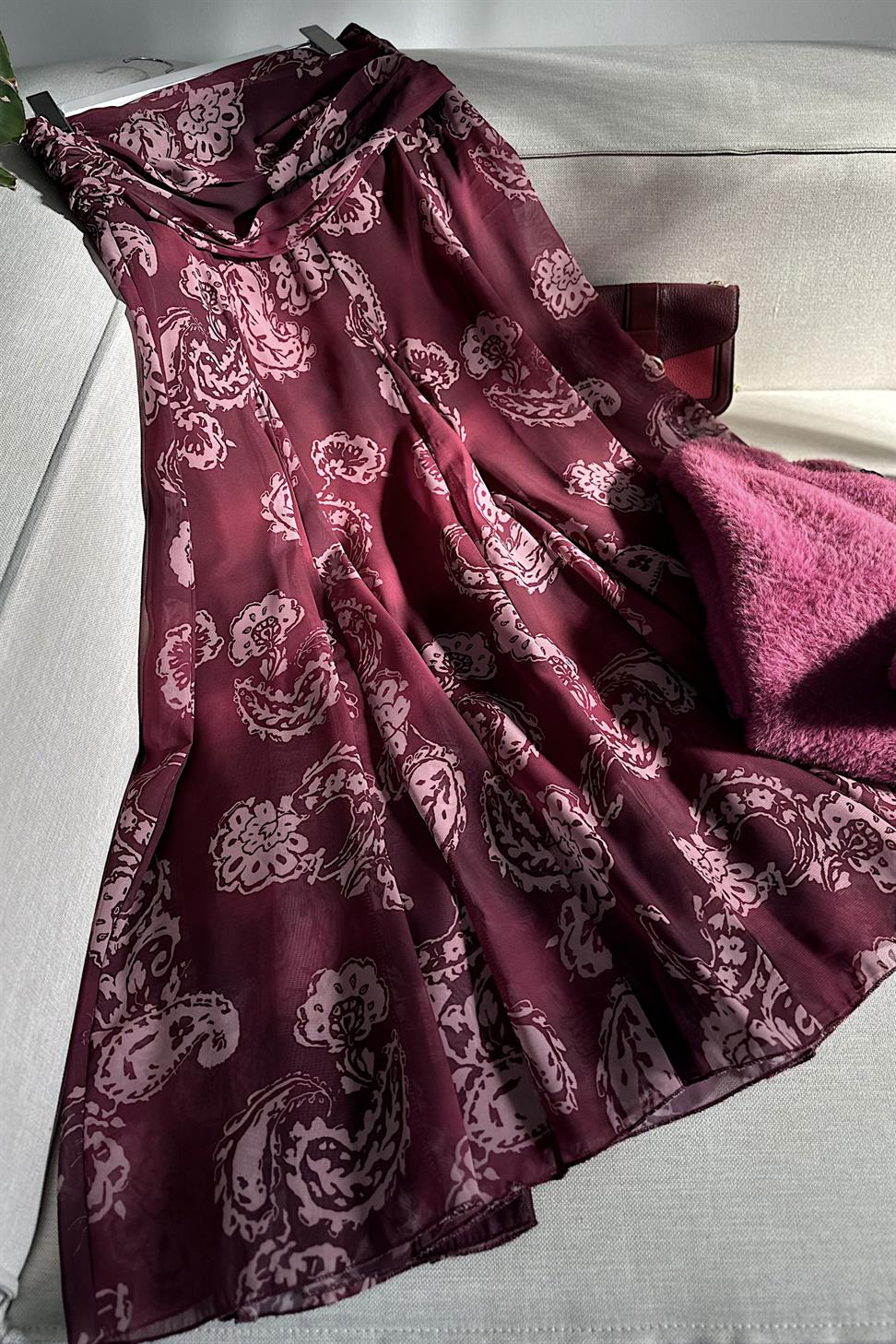 Bel Drape Detaylı Şal Desen Şifon Etek Bordo