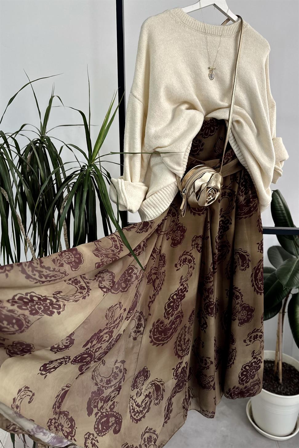 Bel Drape Detaylı Şal Desen Şifon Etek Yağ Yeşili