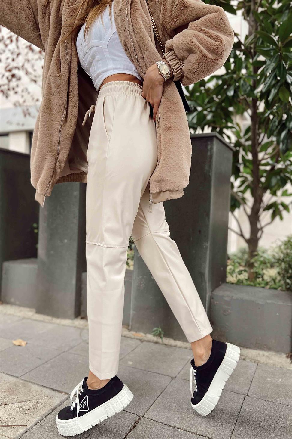 Beli İp Bağlamalı Çimalı Deri Pantolon Krem