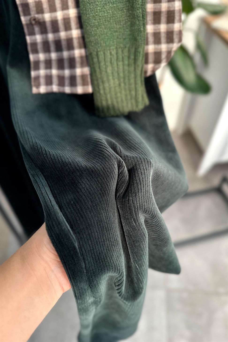 Beli Lastikli Fitilli Kadife Pantolon Zümrüt