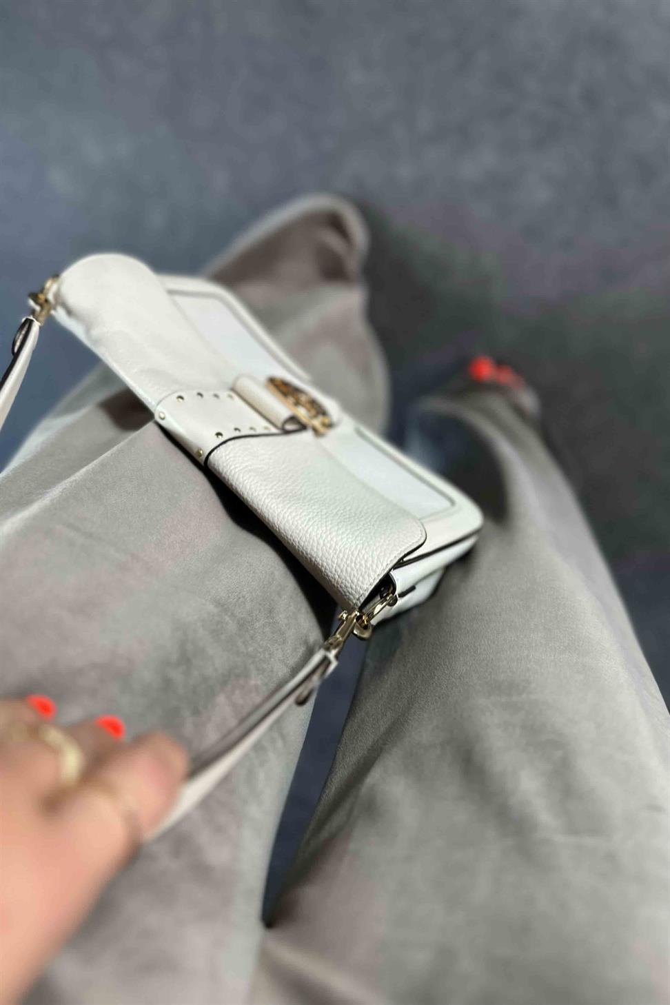 Beli Lastikli Kadife Palazzo Kadın Pantolon Vizon