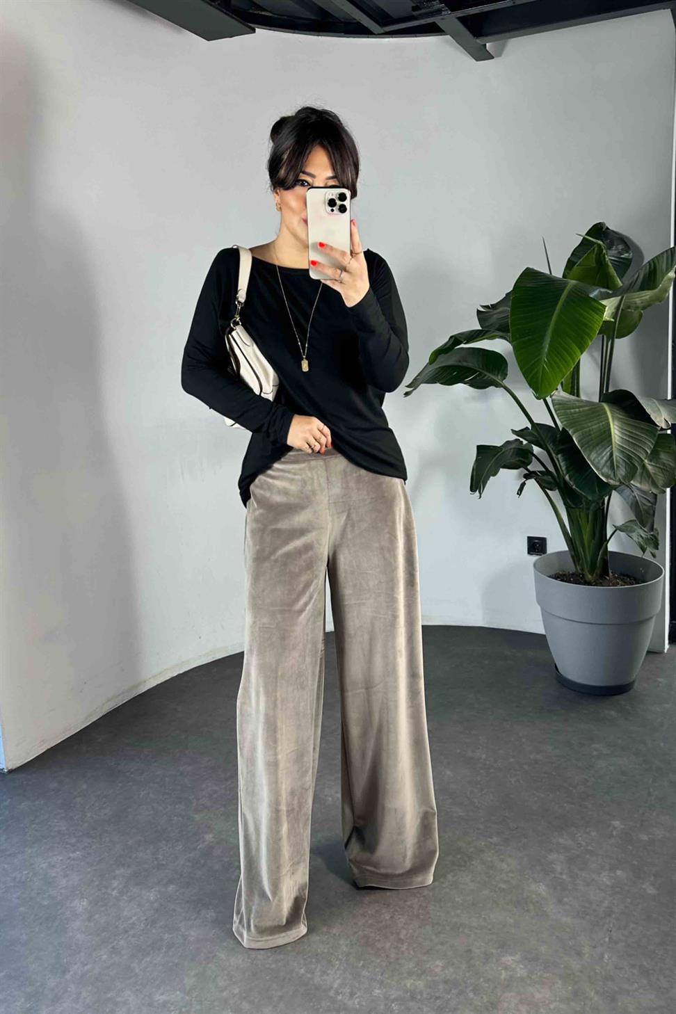 Beli Lastikli Kadife Palazzo Kadın Pantolon Vizon