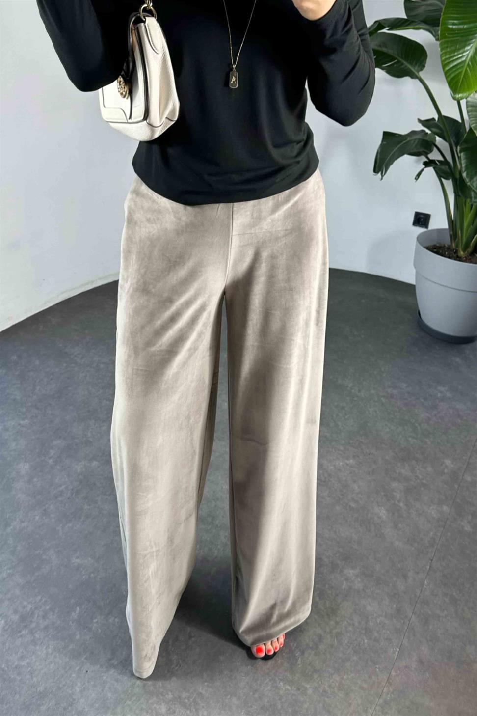 Beli Lastikli Kadife Palazzo Kadın Pantolon Vizon