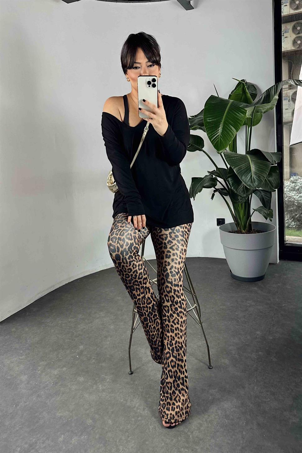 Beli Lastikli Leopar Desen İspanyol Paça Kadın Tayt Kahverengi