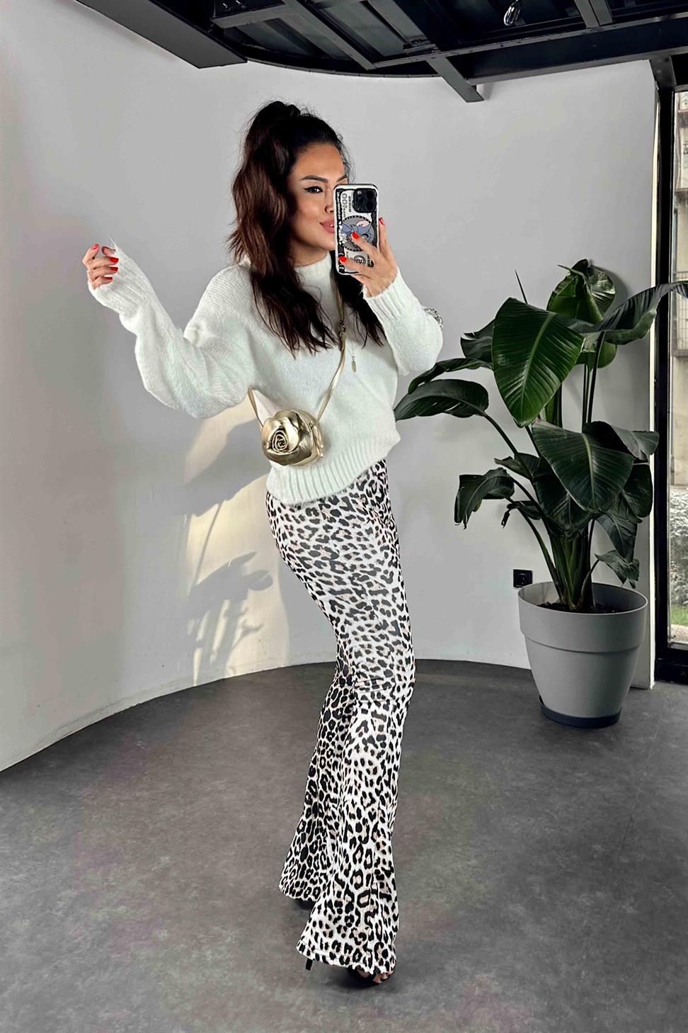 Beli Lastikli Leopar Desen İspanyol Paça Kadın Tayt Ekru