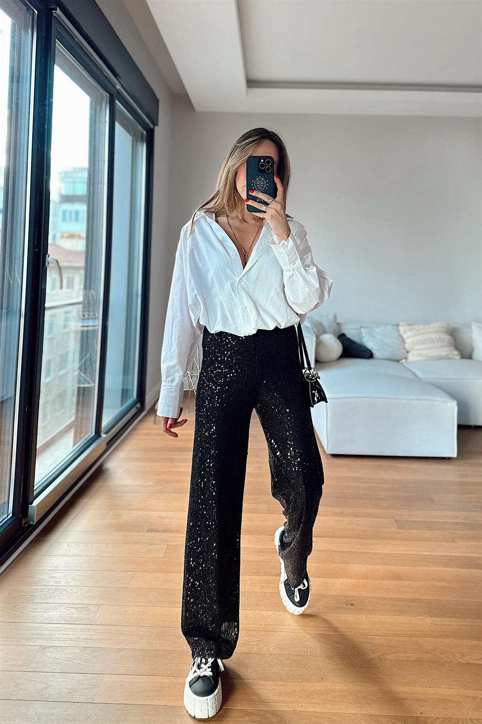 Beli Lastikli ve Pul Payetli Tasarım Bol Pantolon Siyah