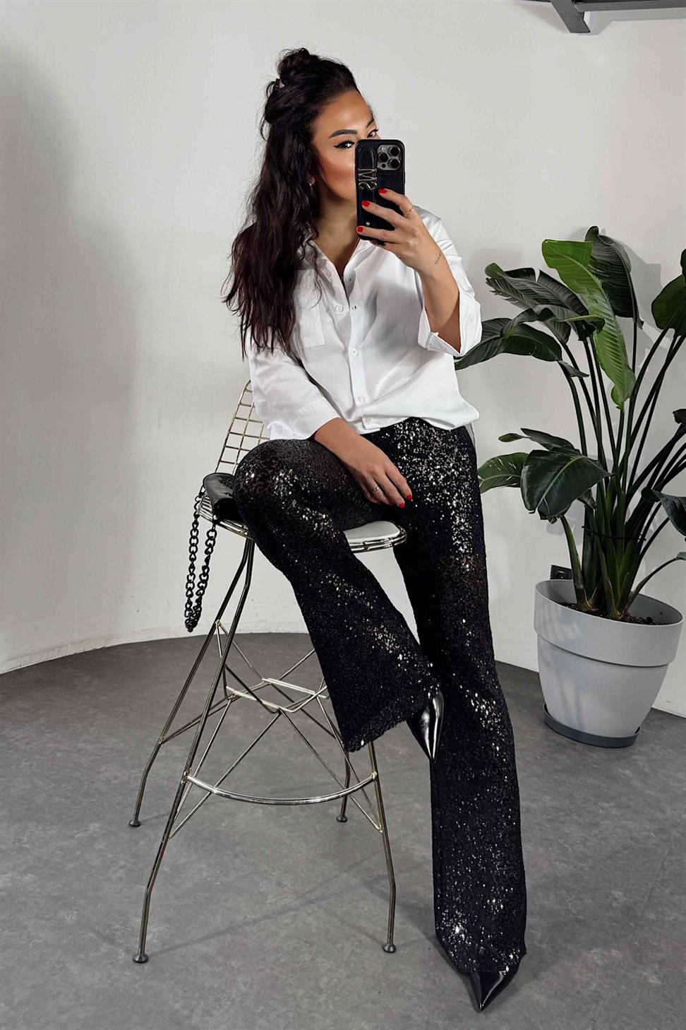 Beli Lastikli ve Pul Payetli Tasarım İspanyol Paça Pantolon Siyah