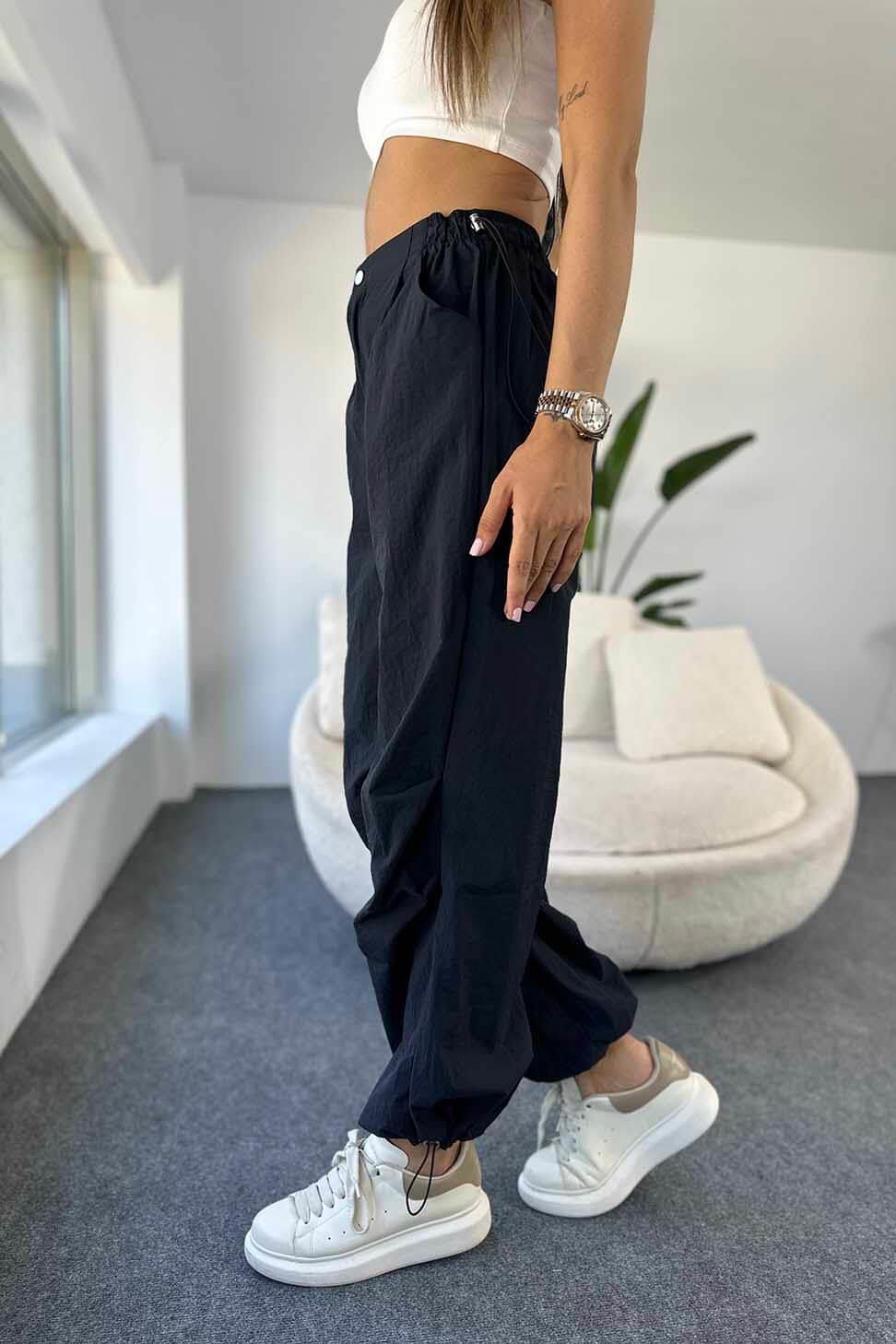Beli ve Paçası Lastikli Paraşüt Kadın Pantalon Lacivert
