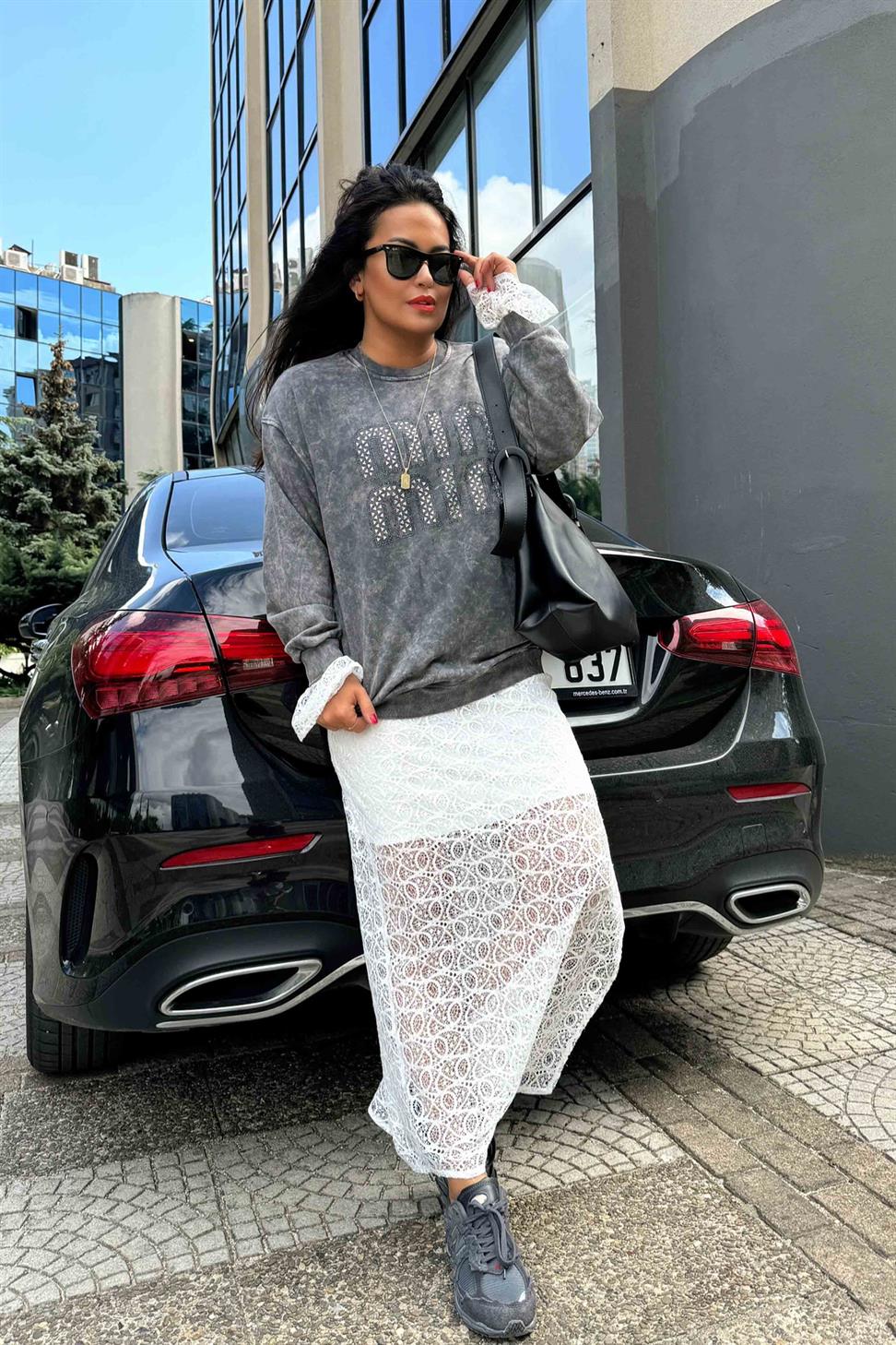 Bisiklet Yaka Tok Kumaş Yıkamalı Kadın Sweatshirt Füme