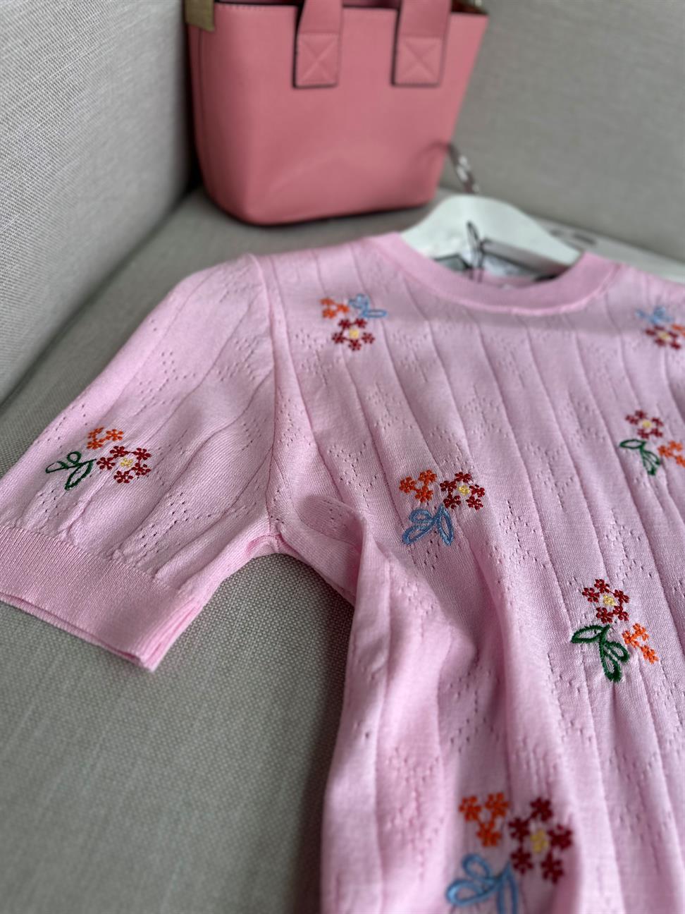 Çiçek Nakışlı Merserize Pembe