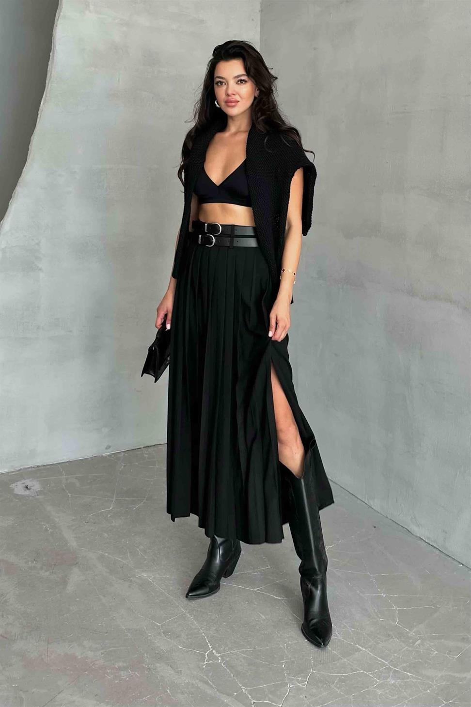Çift Kemerli Yırtmaç Detaylı Etek Siyah
