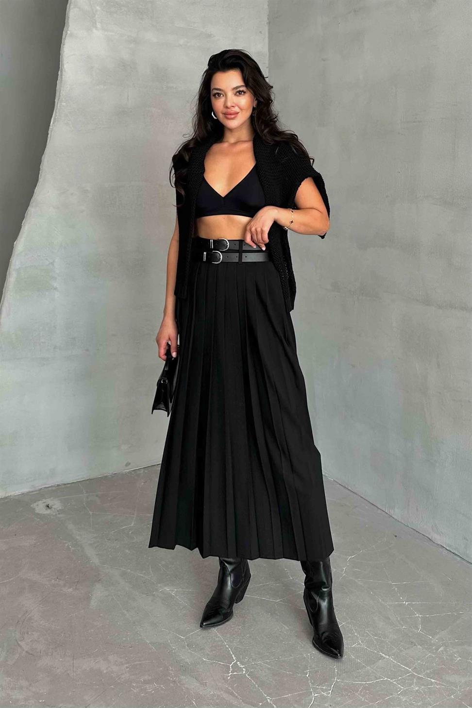 Çift Kemerli Yırtmaç Detaylı Etek Siyah