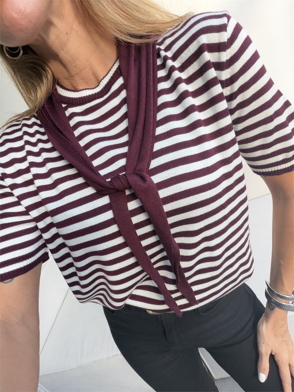 Çıkarılabilir Fular Detaylı Çizgili Triko Bordo