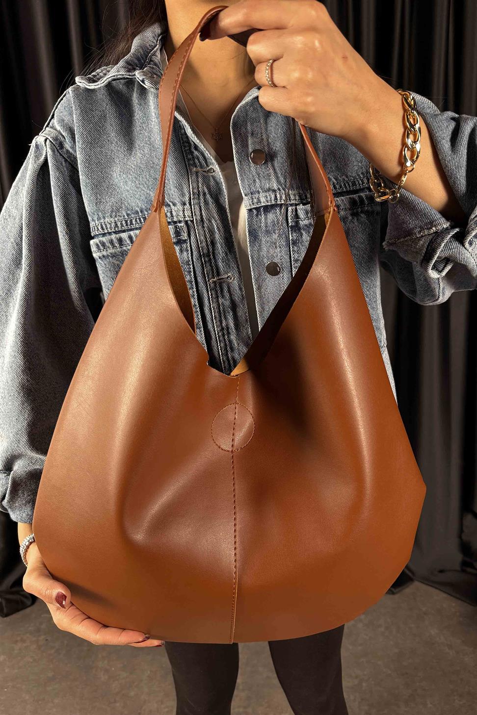 Çıt Çıt Kapatmalı Makyaj Çantası El ve Omuz Çantası Taba