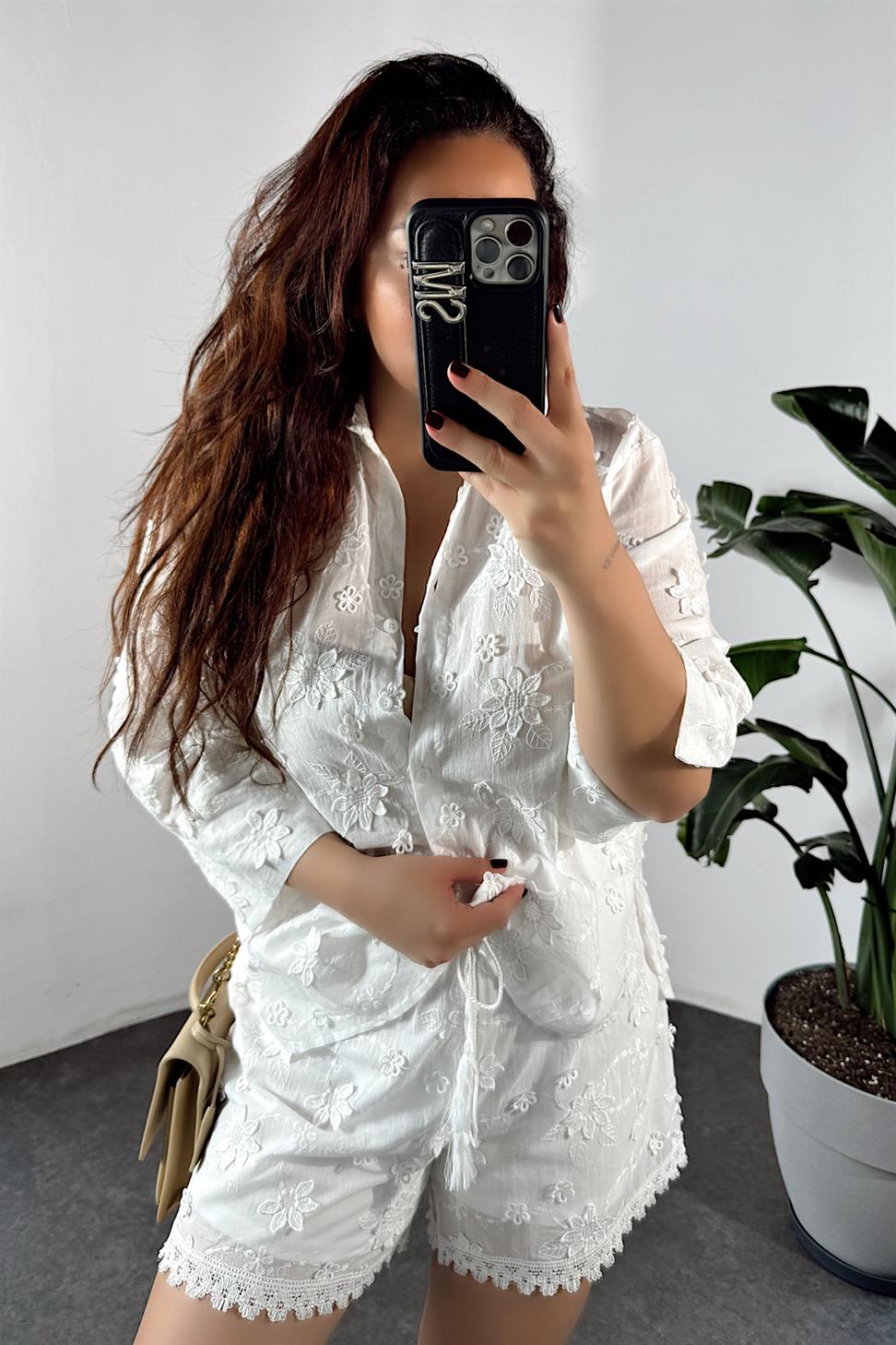 Dantel Detaylı Nakışlı Takım Beyaz