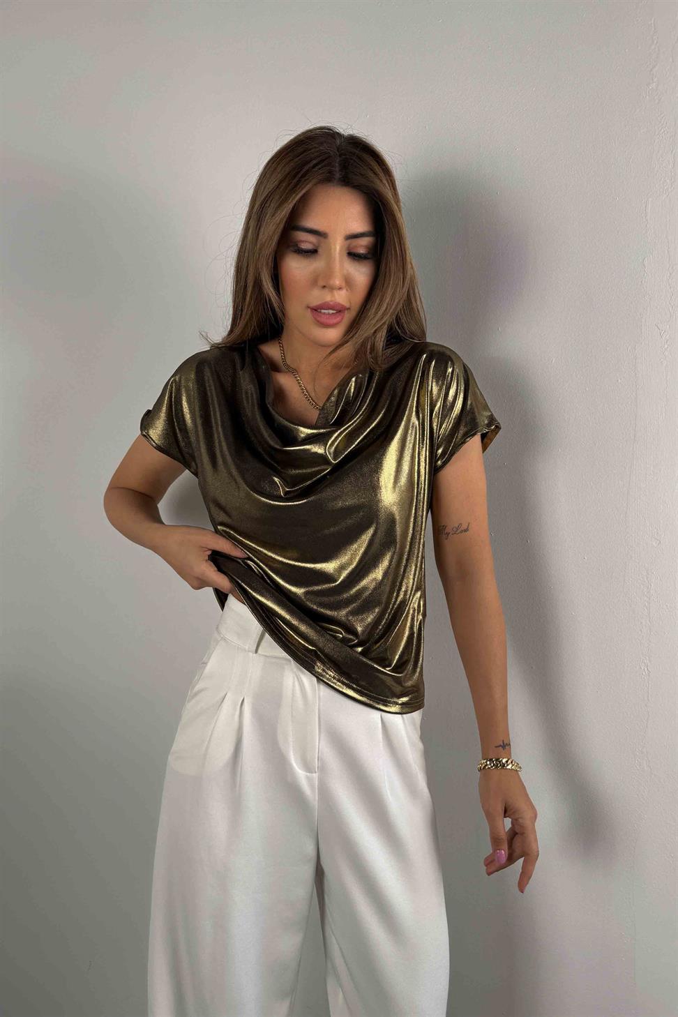 Degaje Yaka Parlak Bluz Gold