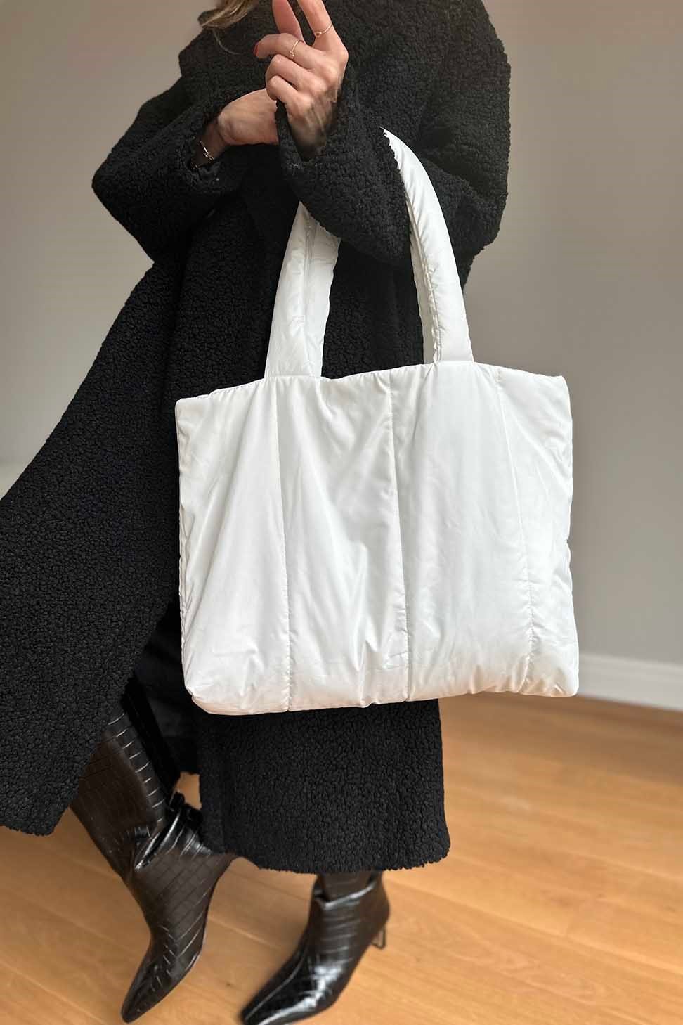Dikiş Detay Astarlı Çanta Beyaz