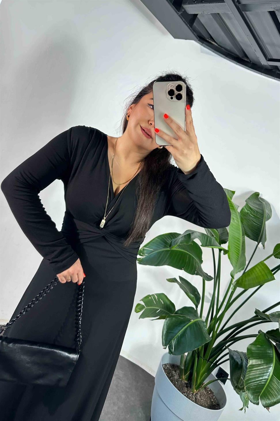 Düğüm Detay Astarlı Tasarım Elbise Siyah