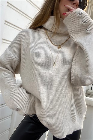 Ekru Silver Düğme Detay Balıkçı Oversize Tasarım Triko