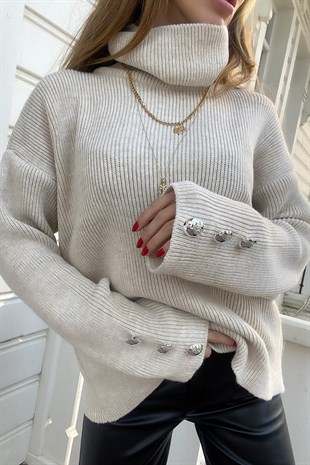 Ekru Silver Düğme Detay Balıkçı Oversize Tasarım Triko