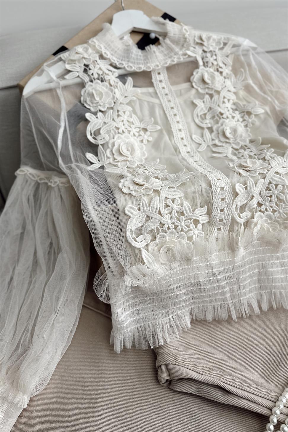Floral Lace İkili Tasarım Bluz Ekru