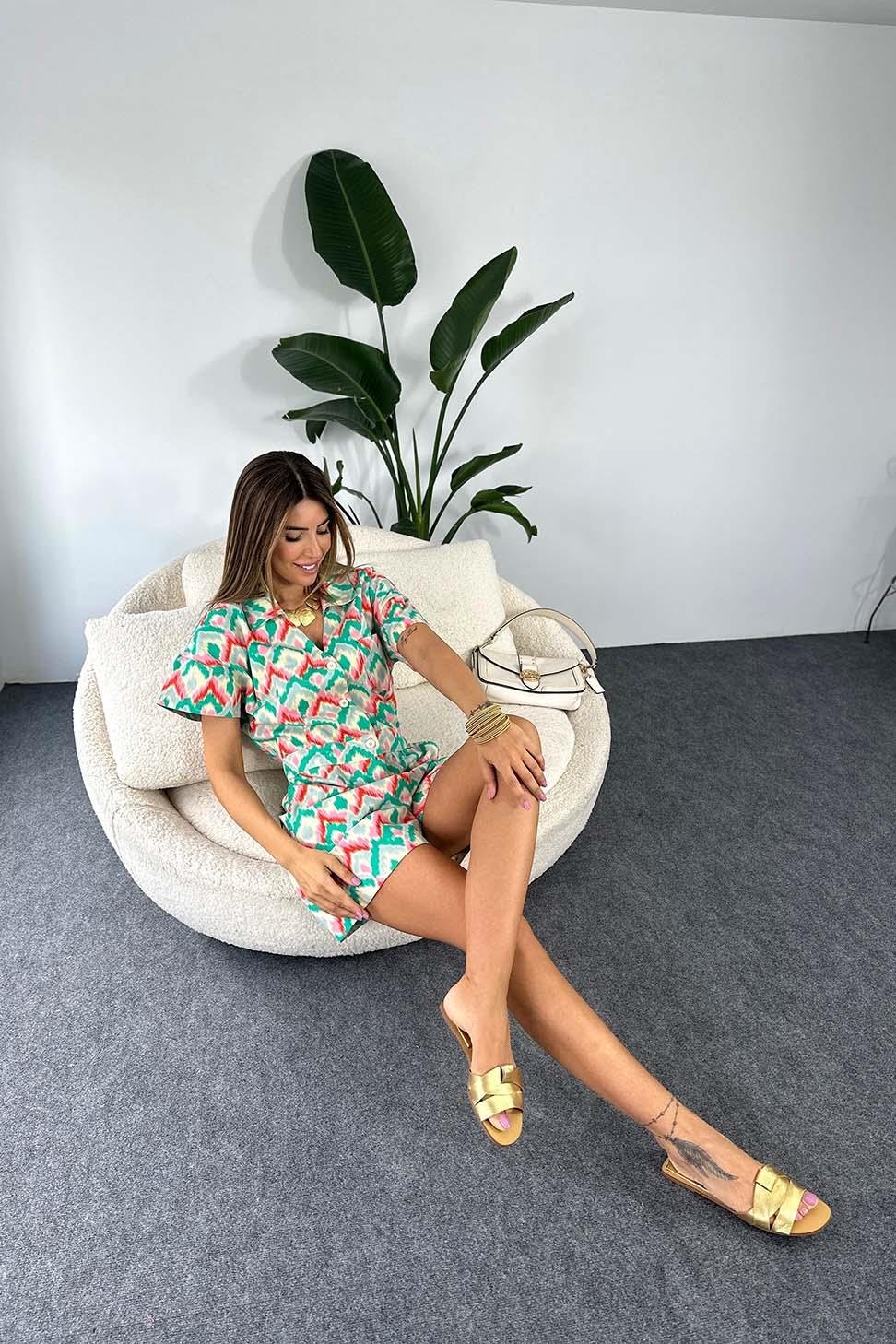 Gabardin Kumaş Zik Zak Desenli Kısa Tulum Renkli