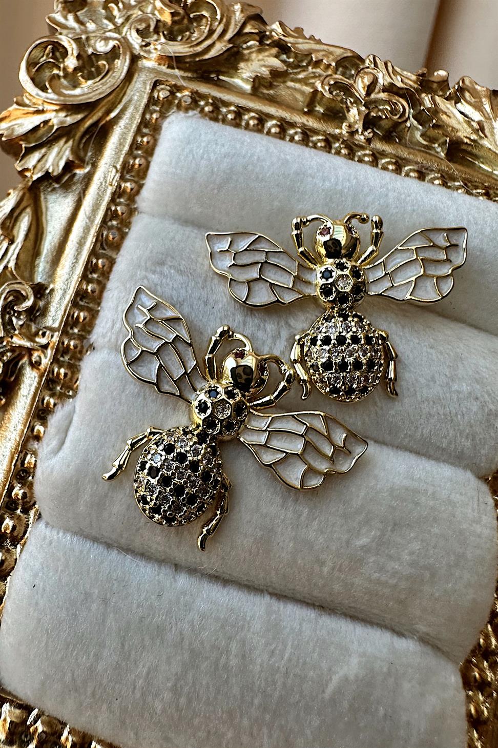 Gold Bal Arısı Zirkon Taşlı Küpe